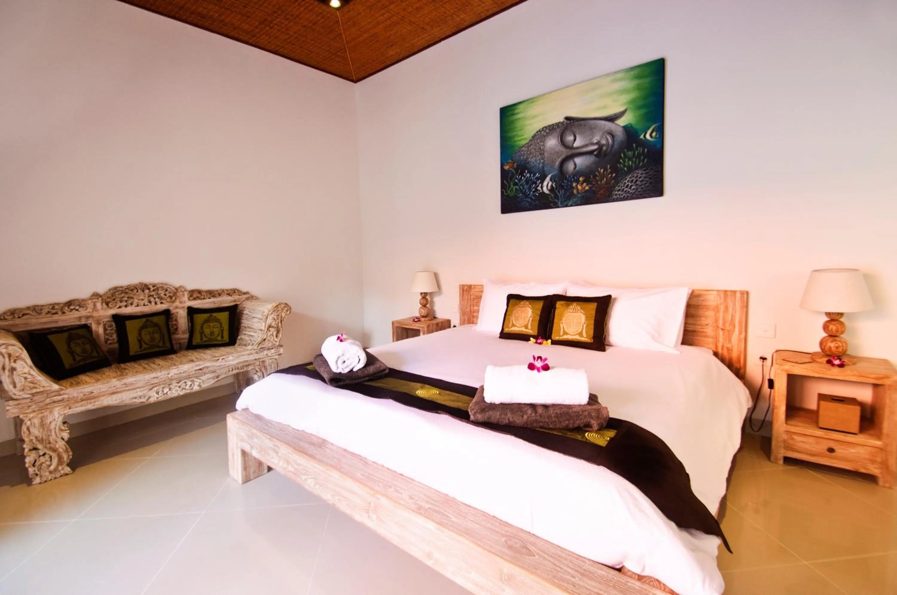 Bedroom, Bed in Taman Kesari Villas