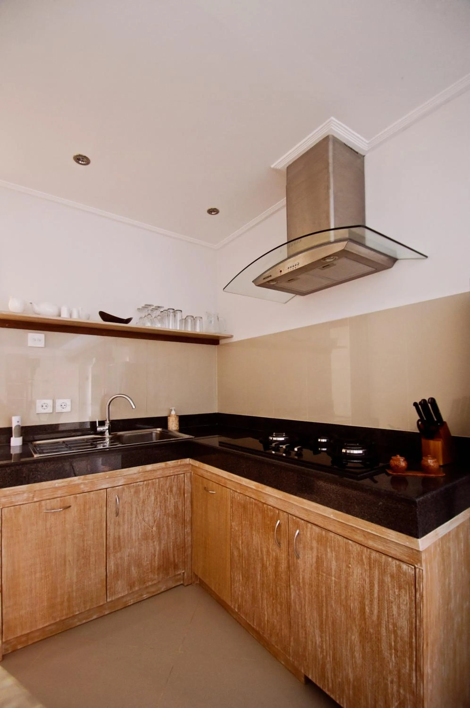 Kitchen or kitchenette in Taman Kesari Villas