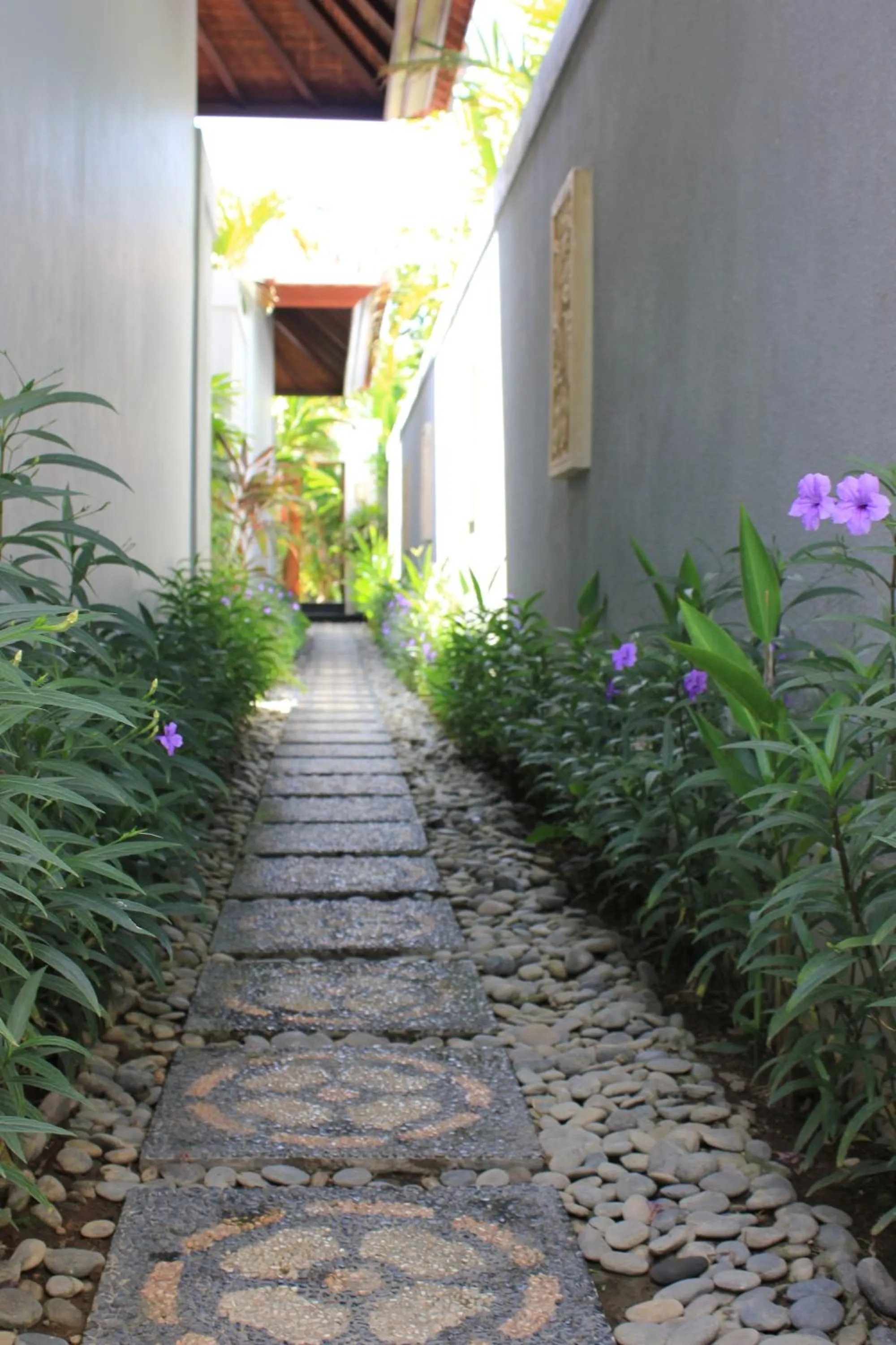 Day in Taman Kesari Villas