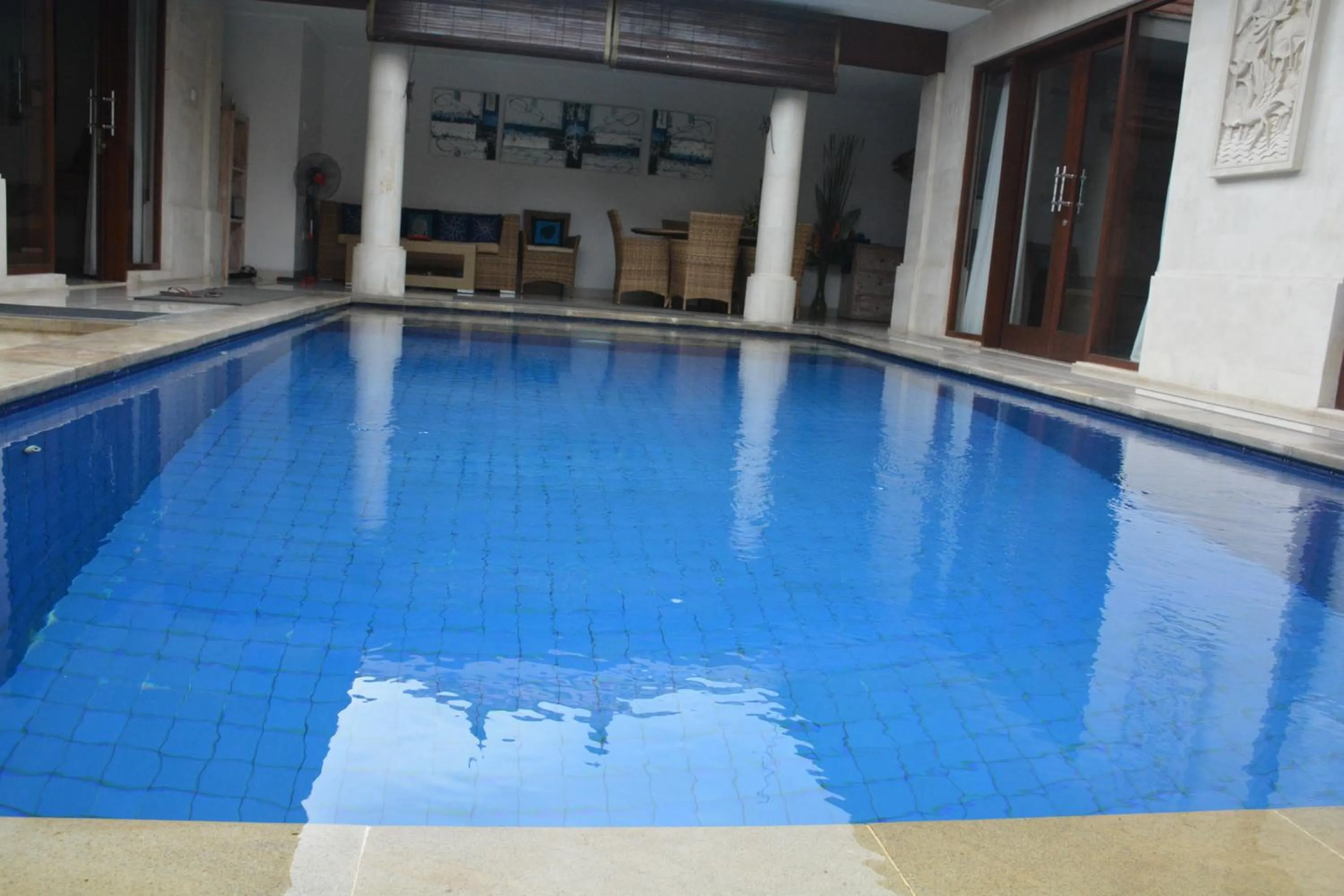 Swimming pool in Taman Kesari Villas
