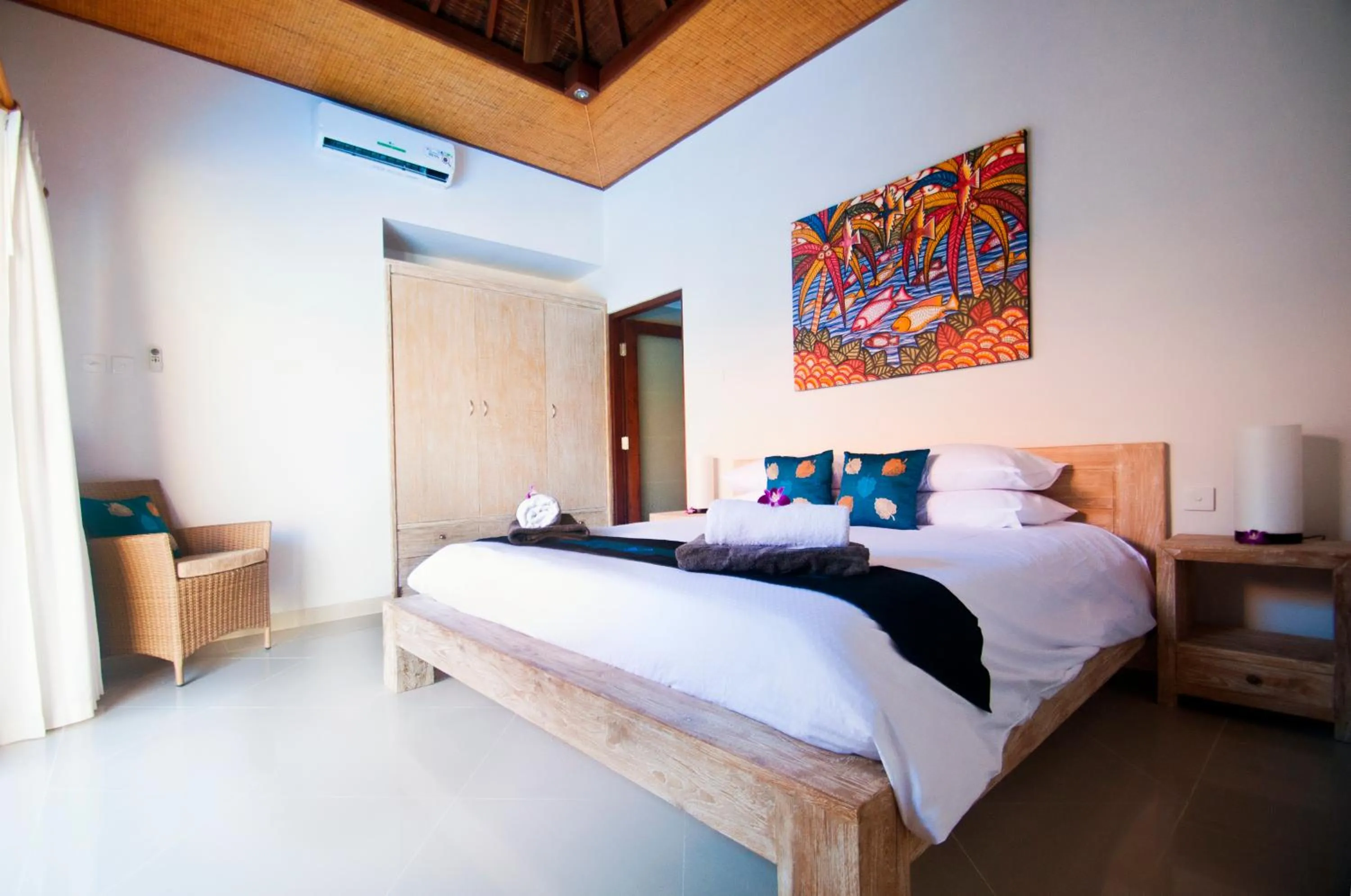 Bedroom, Bed in Taman Kesari Villas