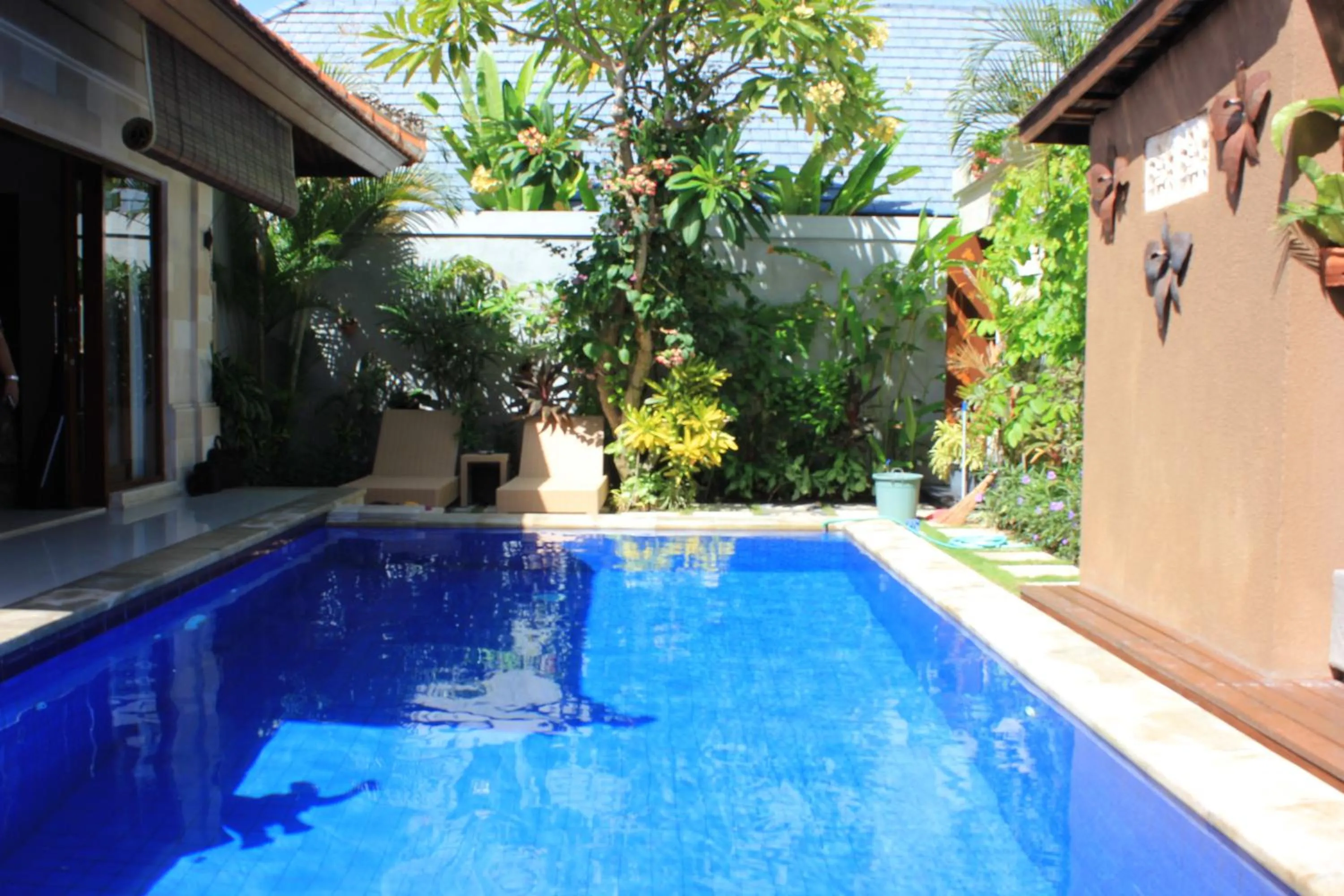 Day in Taman Kesari Villas