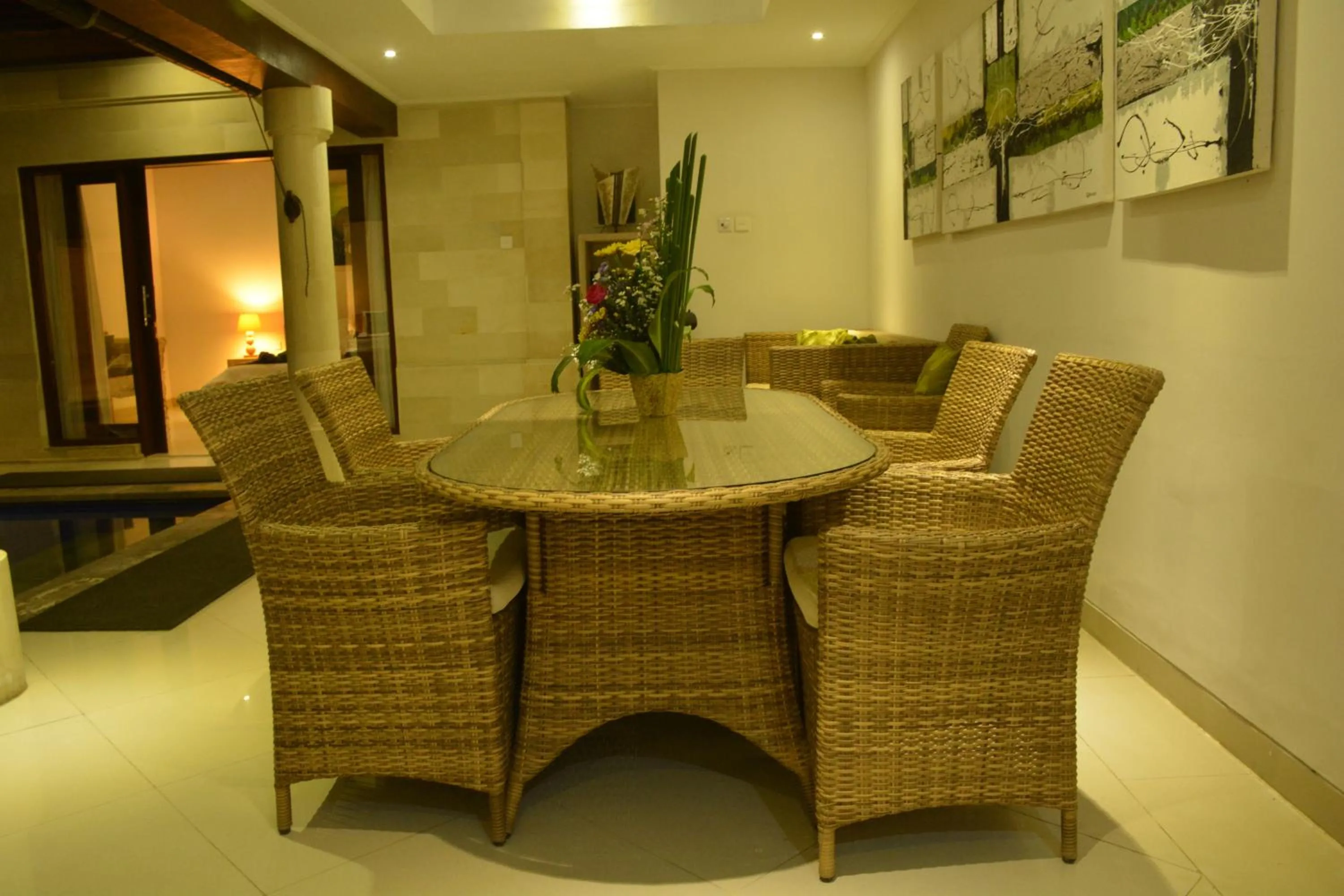 Taman Kesari Villas