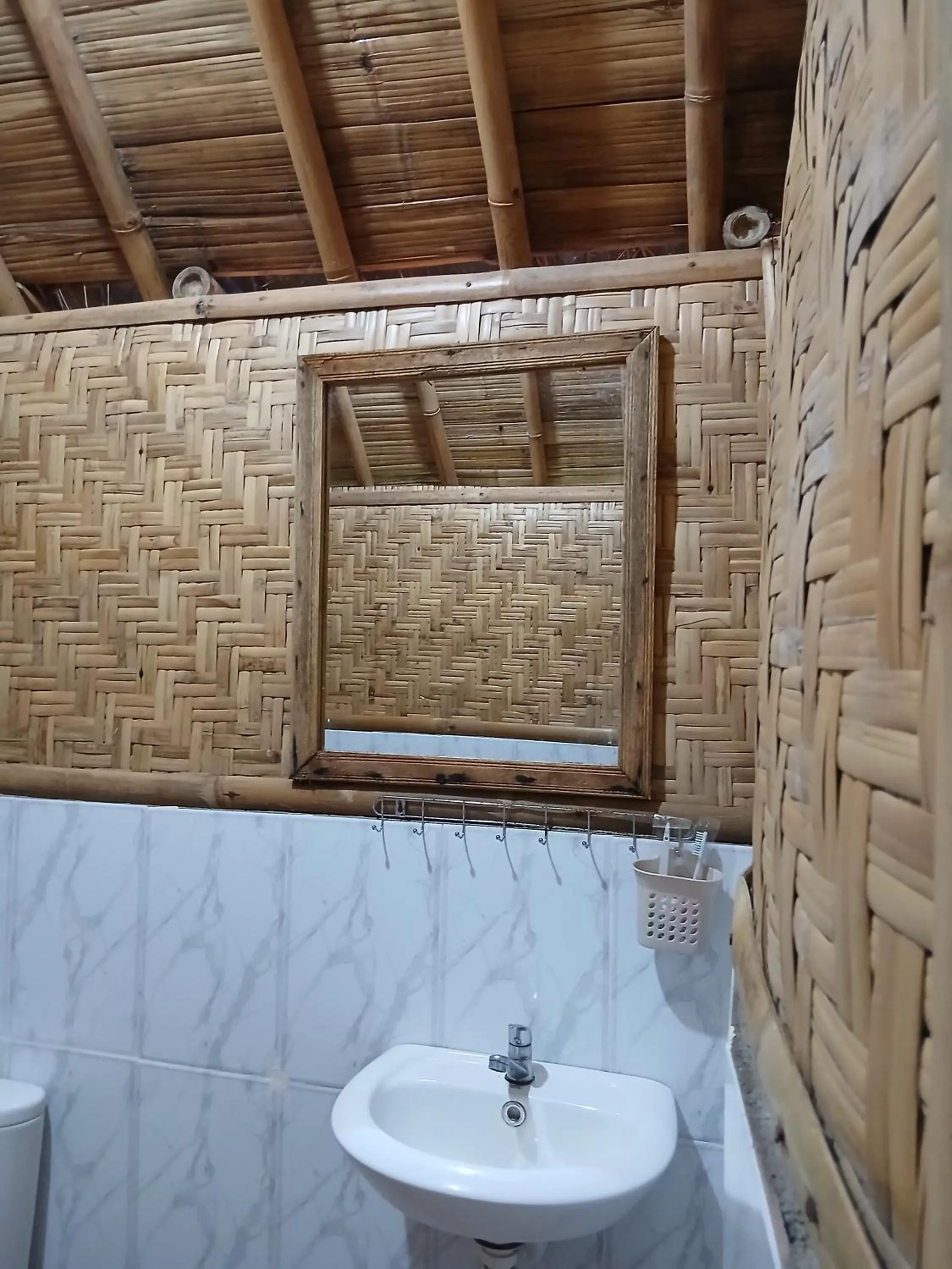 Toilet in Bale Gantar