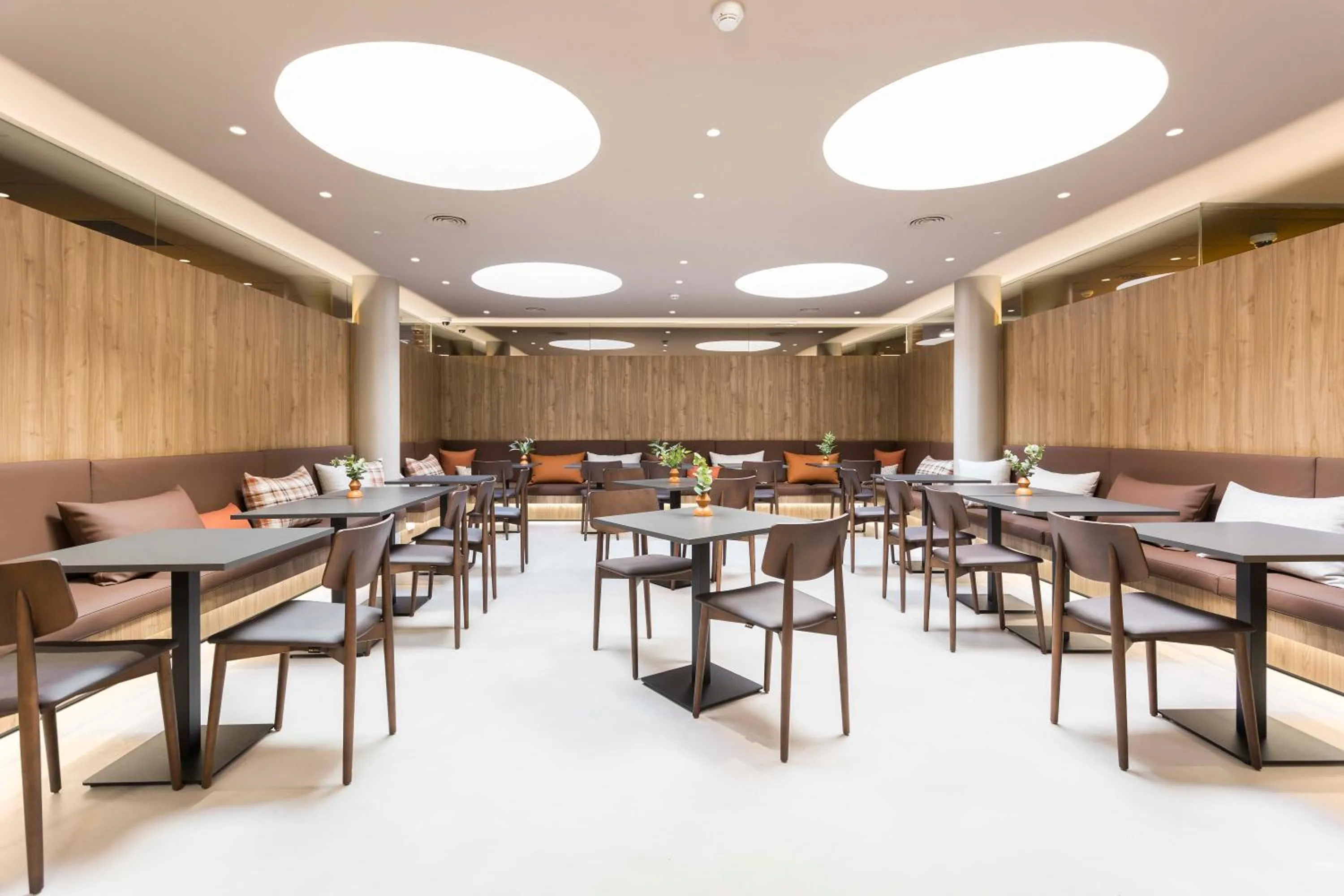 Restaurant/places to eat in Hotel Terrassa Confort