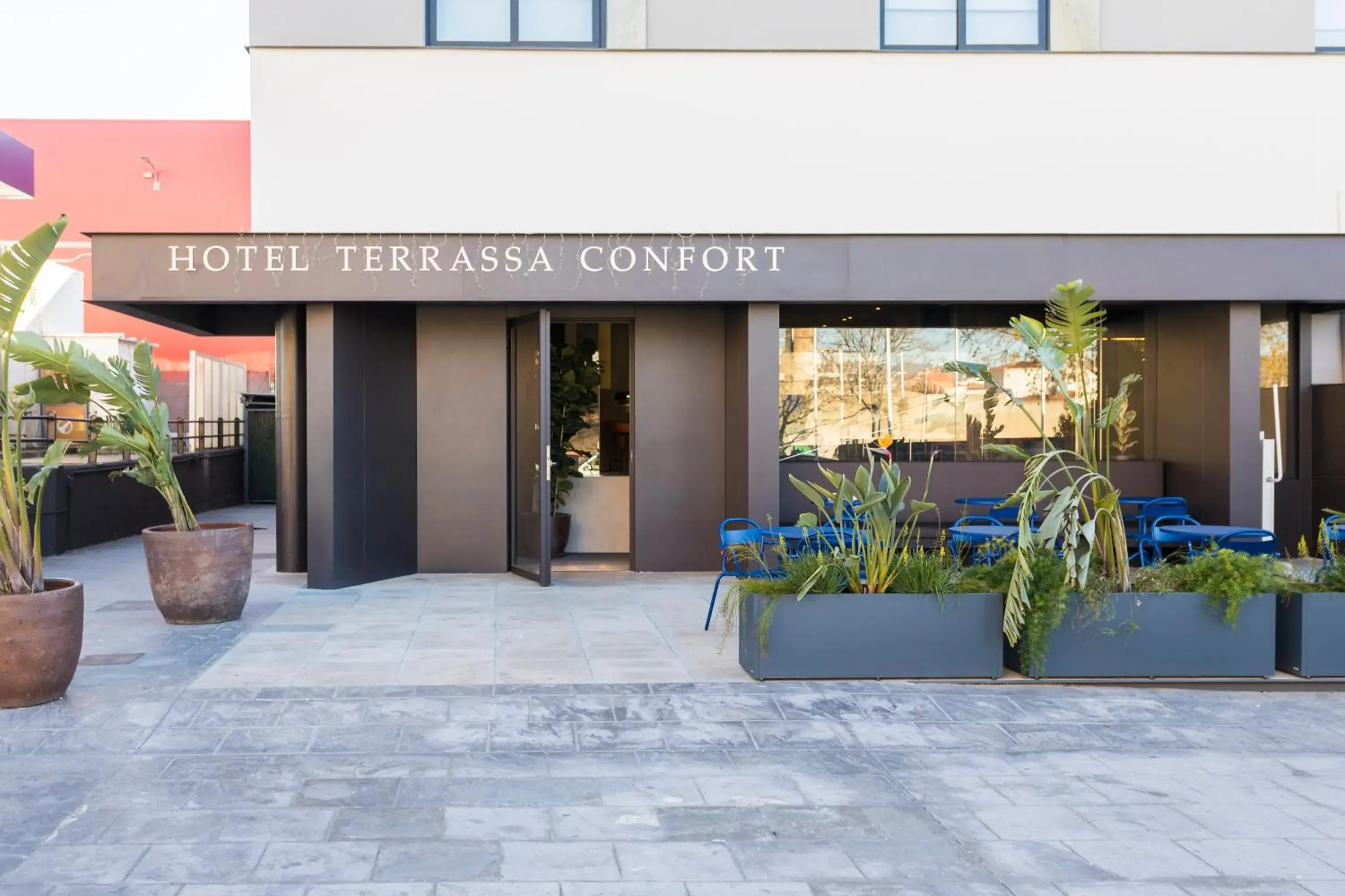 Facade/entrance in Hotel Terrassa Confort Facade/entrance in Hotel Terrassa Confort