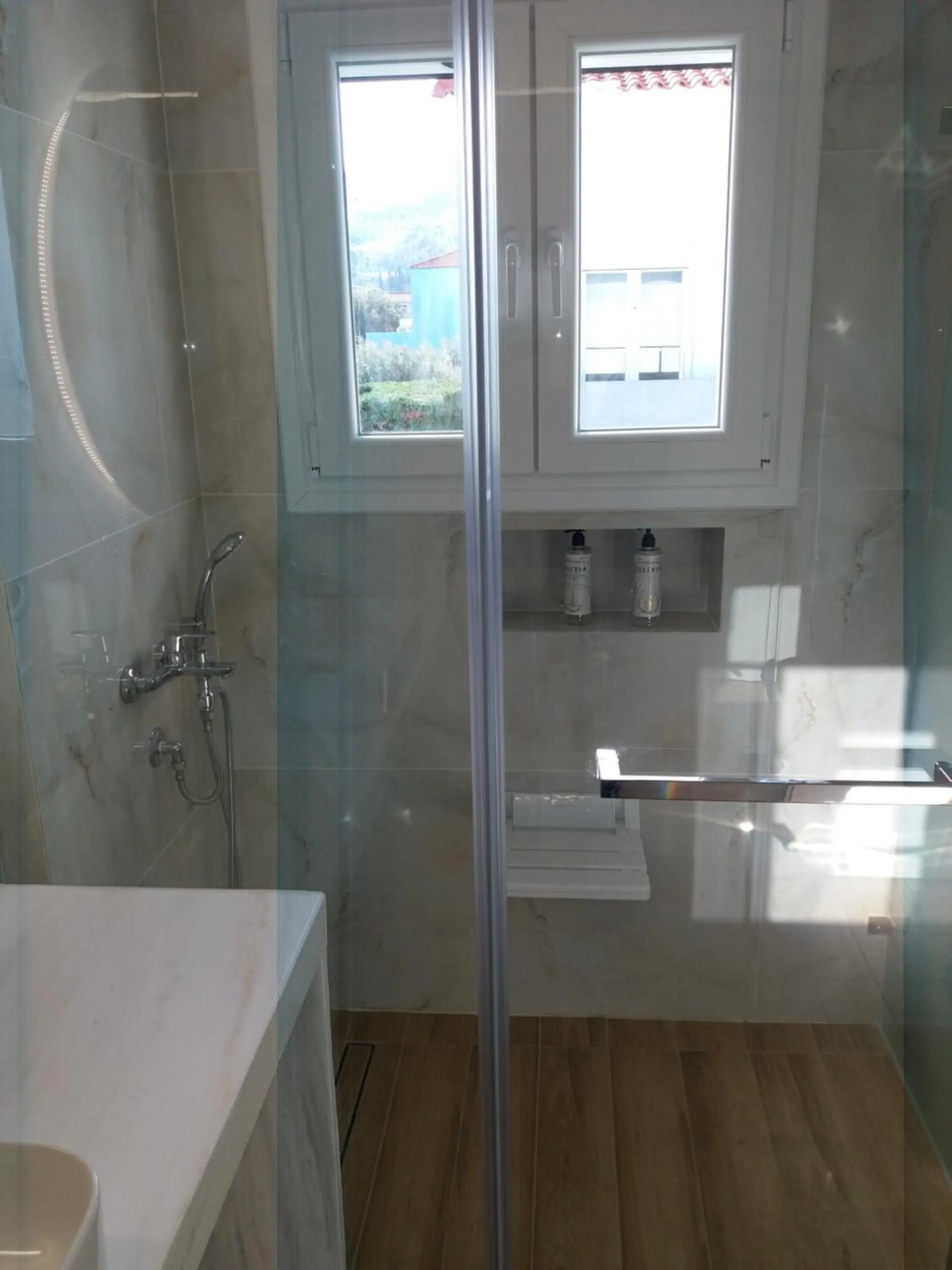 Shower in Stavento Hotel & Resort, new experience