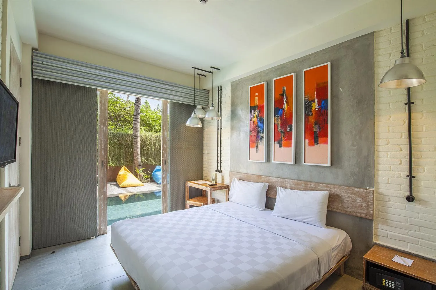 View (from property/room), Bed in FRii Bali Echo Beach