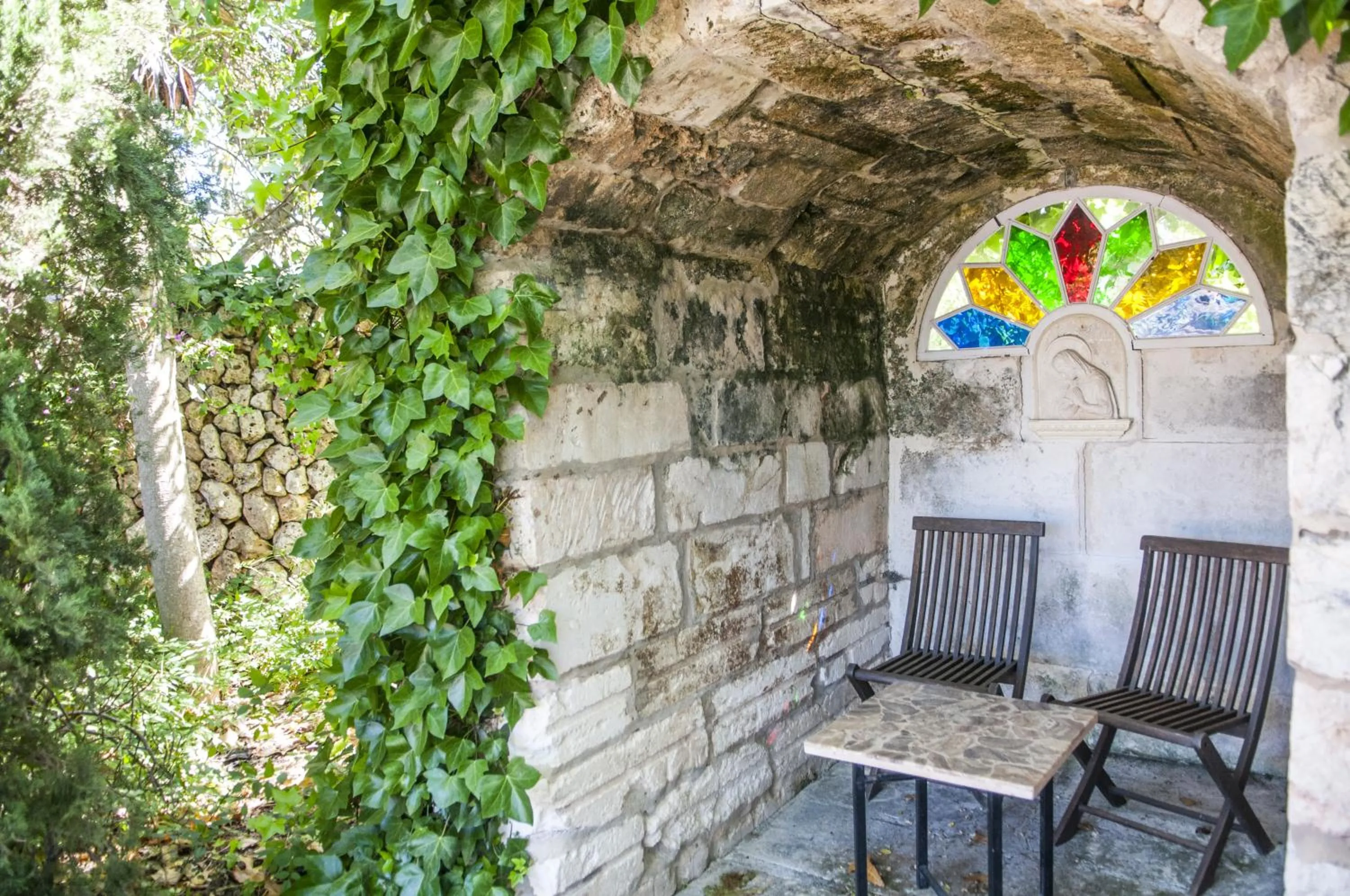 Garden in Hotel Rural Biniarroca - Adults Only