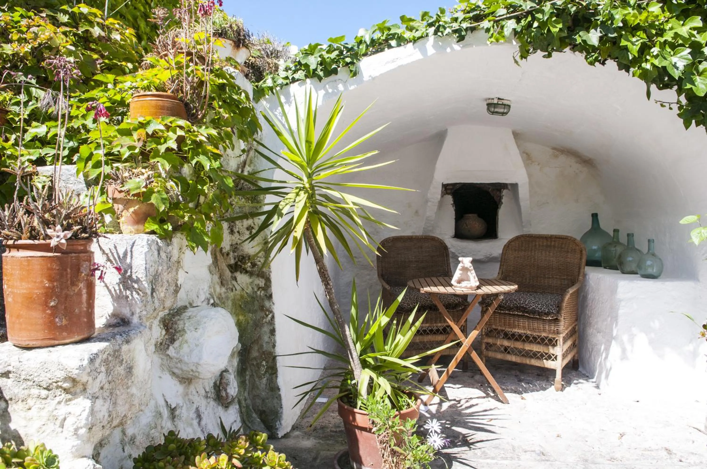 Garden in Hotel Rural Biniarroca - Adults Only