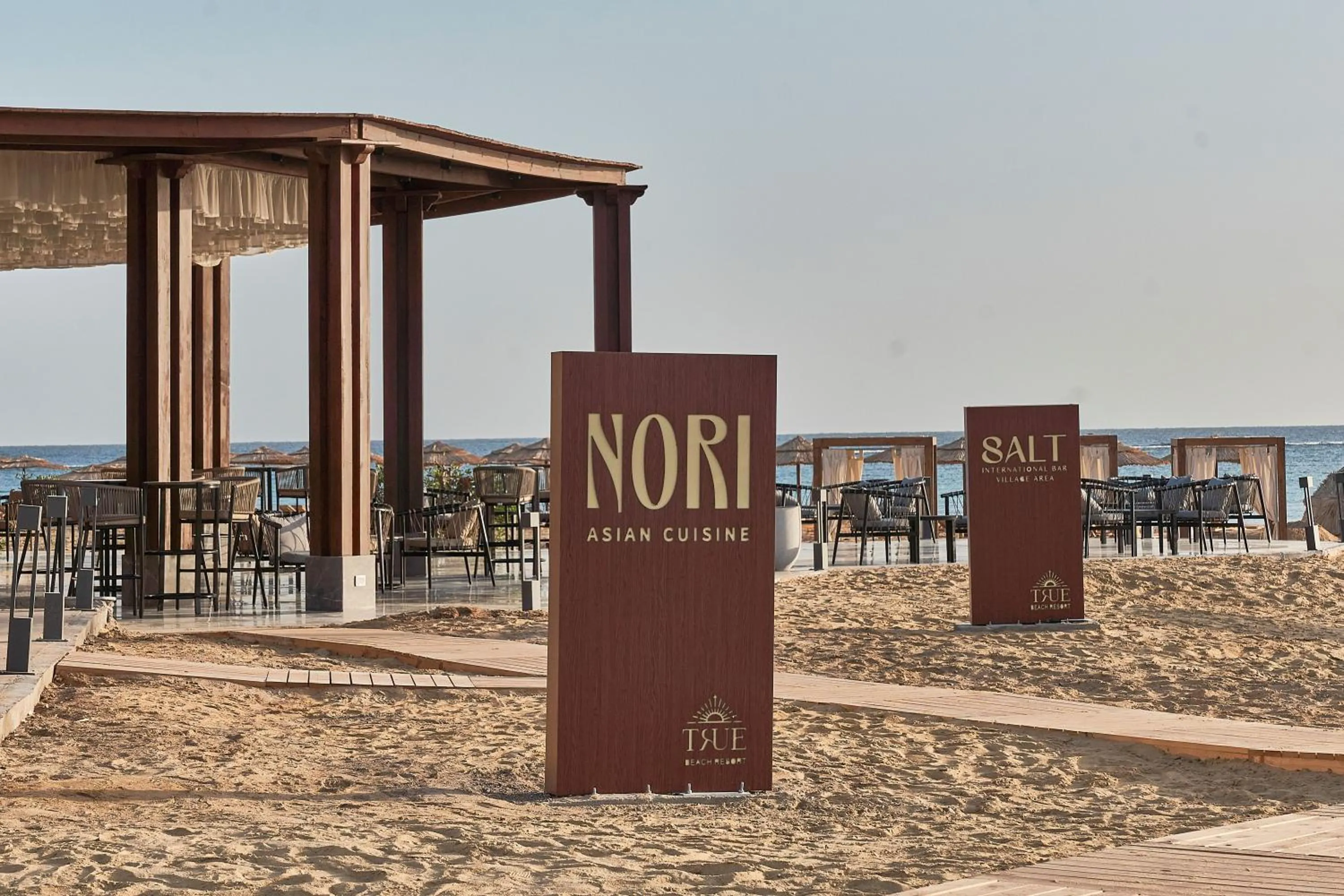 Restaurant/places to eat in True Beach Resort