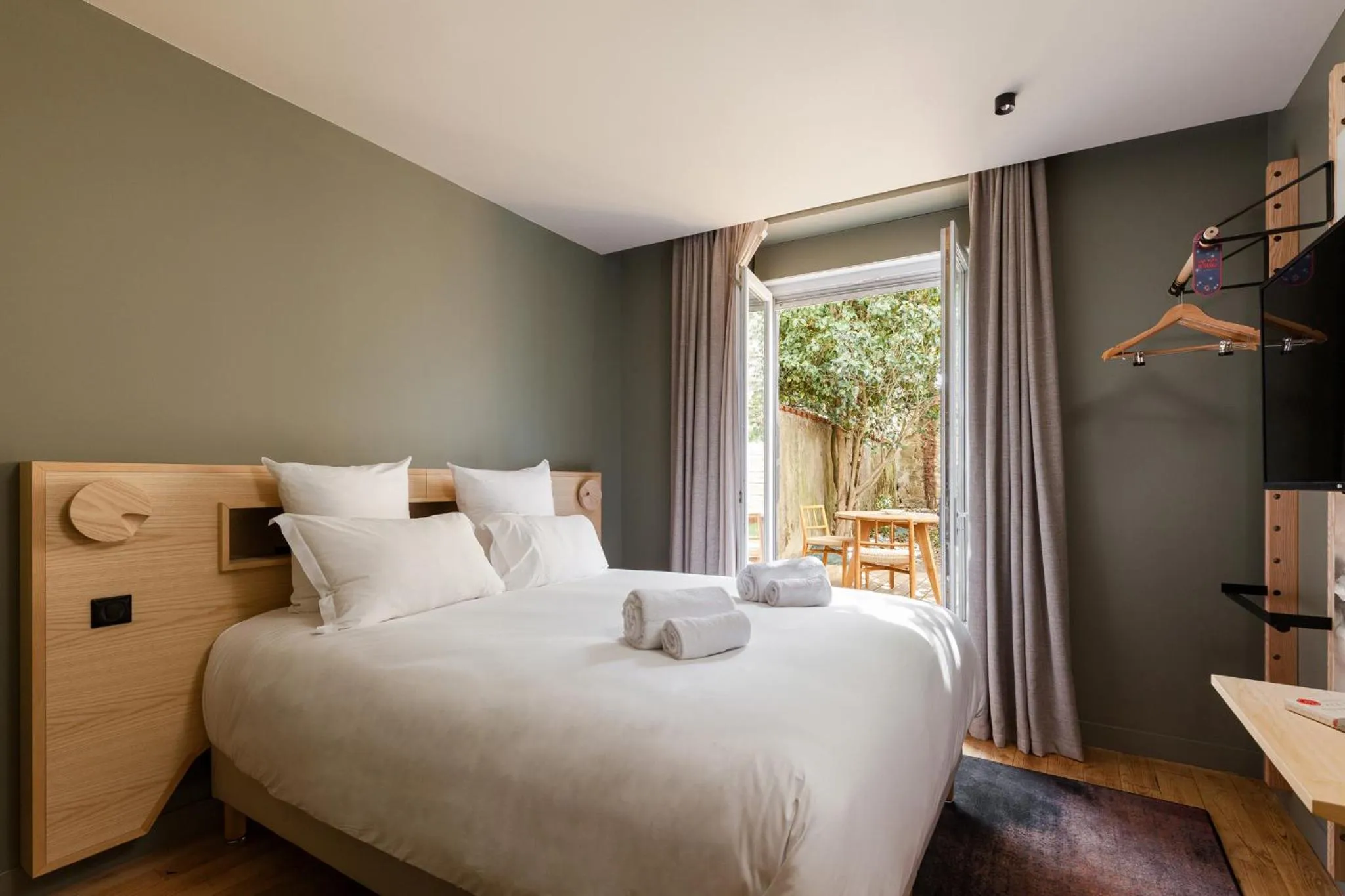 Bedroom, Bed in Gogaille - Gambetta - accès autonome