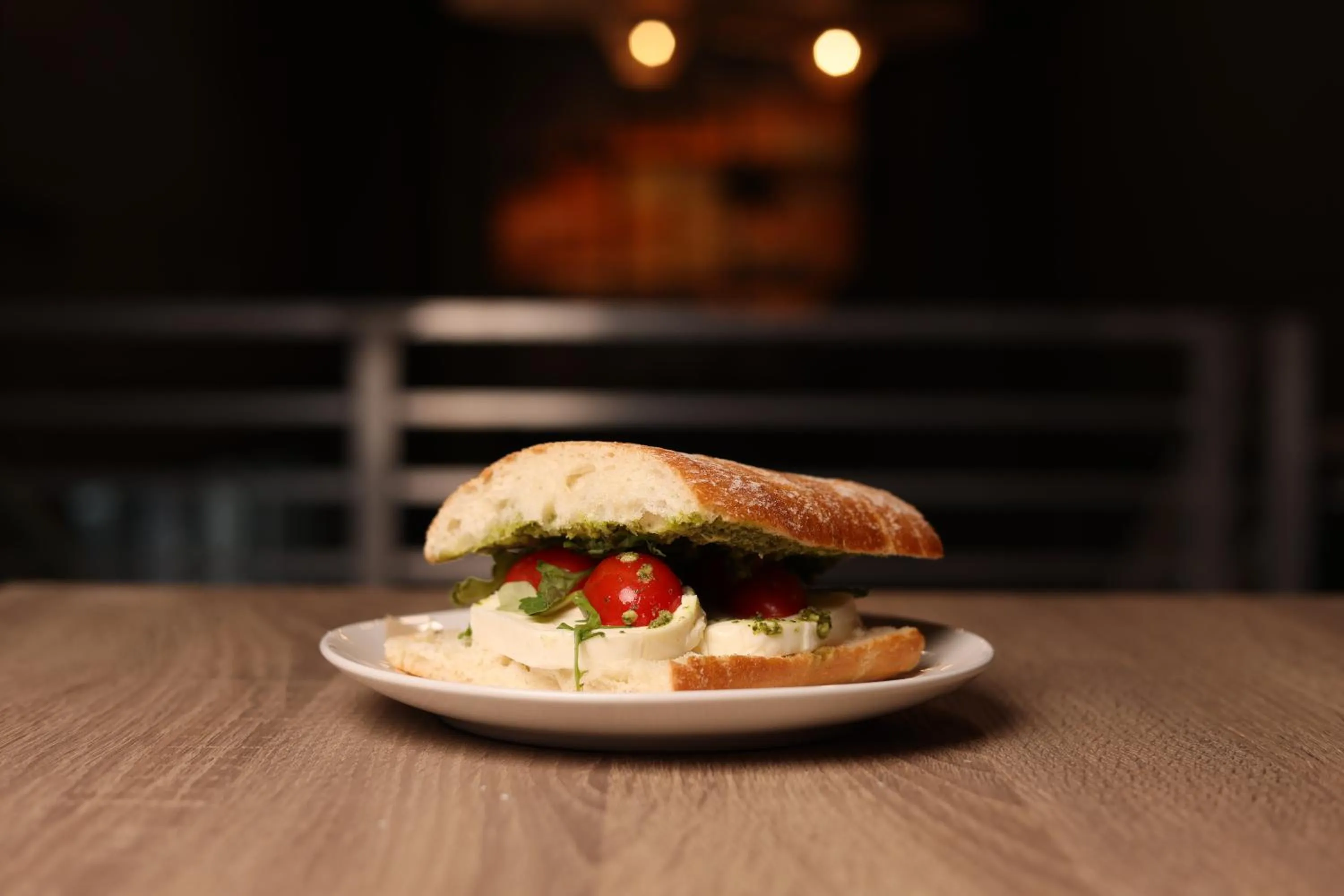 Restaurant/places to eat in Smart Brickell Hotel