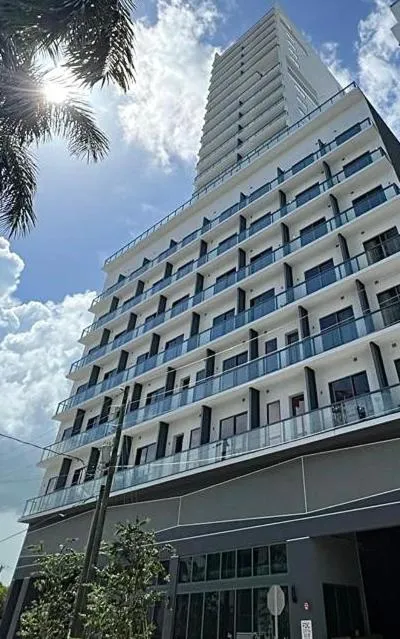 Property building in Smart Brickell Hotel