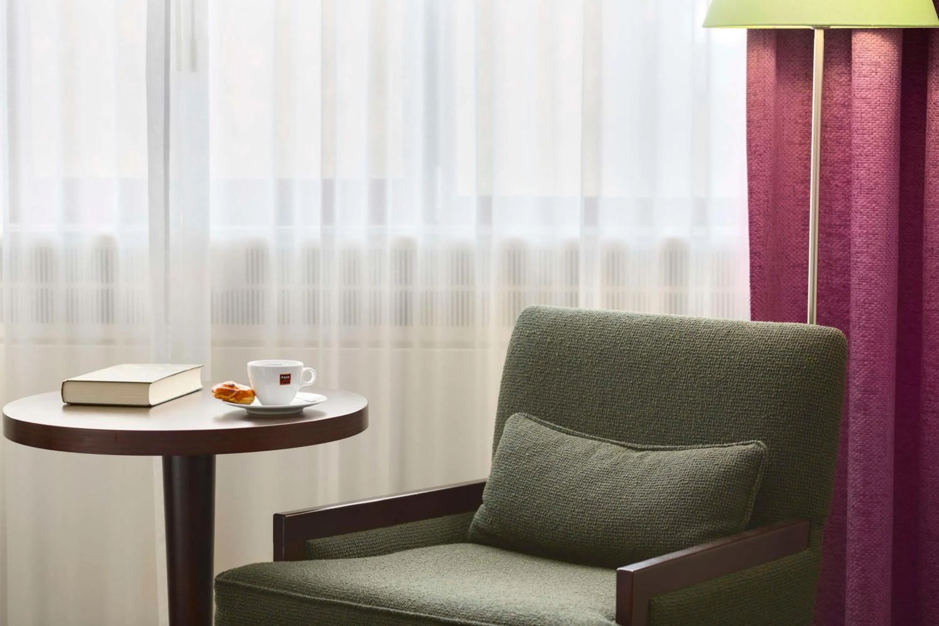 Bedroom in NH Maastricht