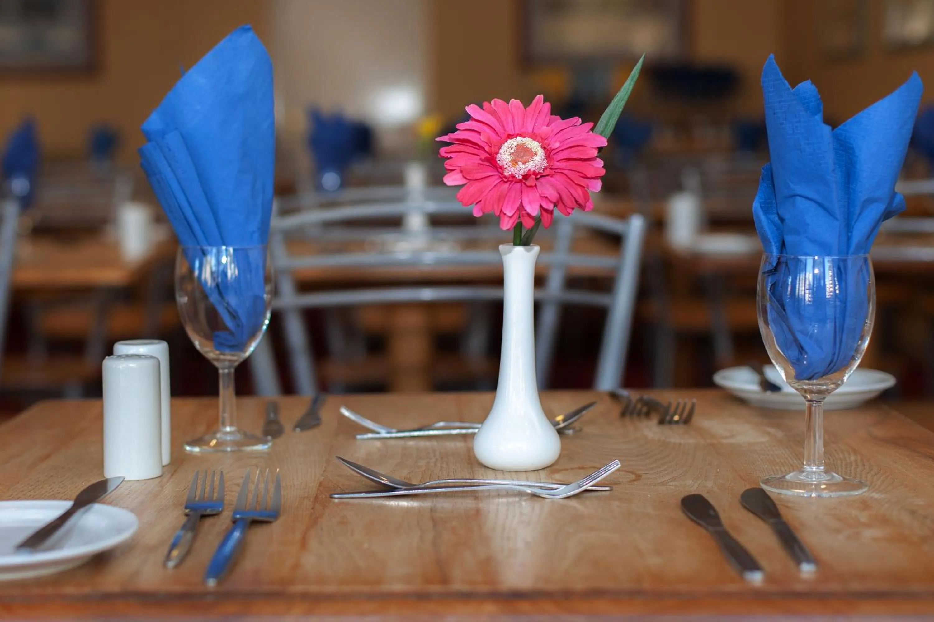 Restaurant/places to eat in The Roundhouse