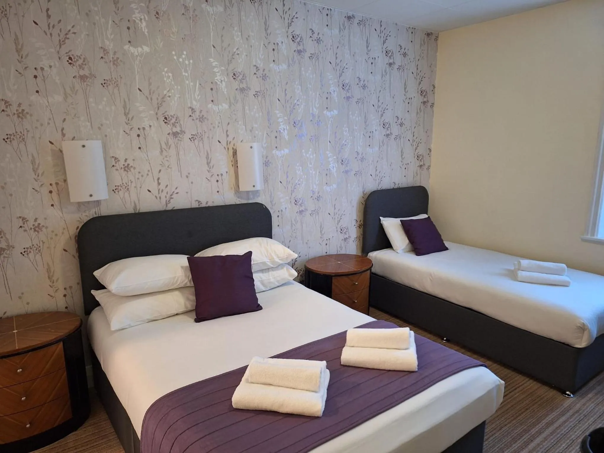 Bed in Heathlands Hotel