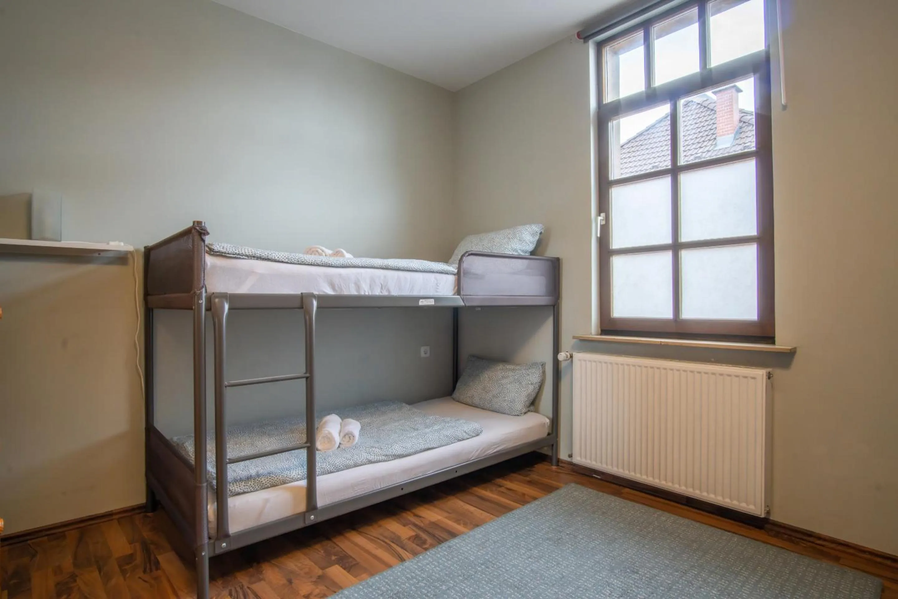 Bedroom, Bed in Family and Friends Hassloch