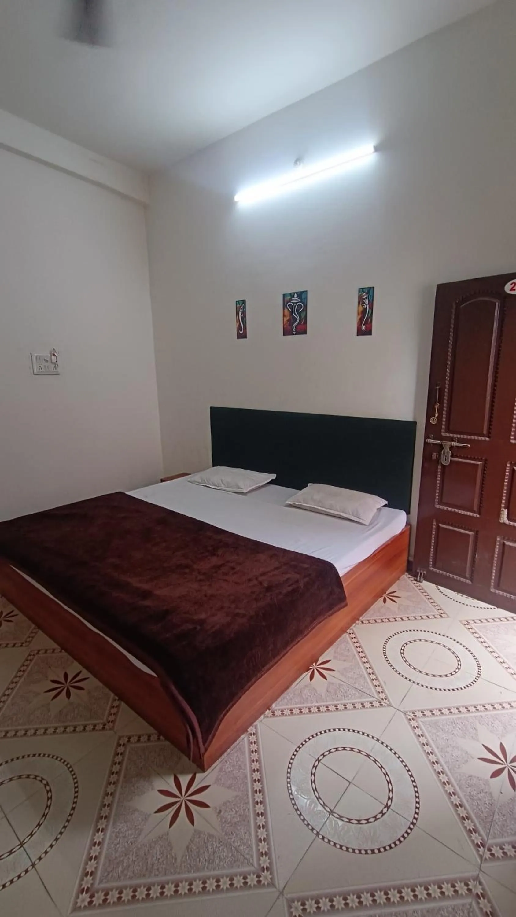 Bed in SHREE RAM KUTI