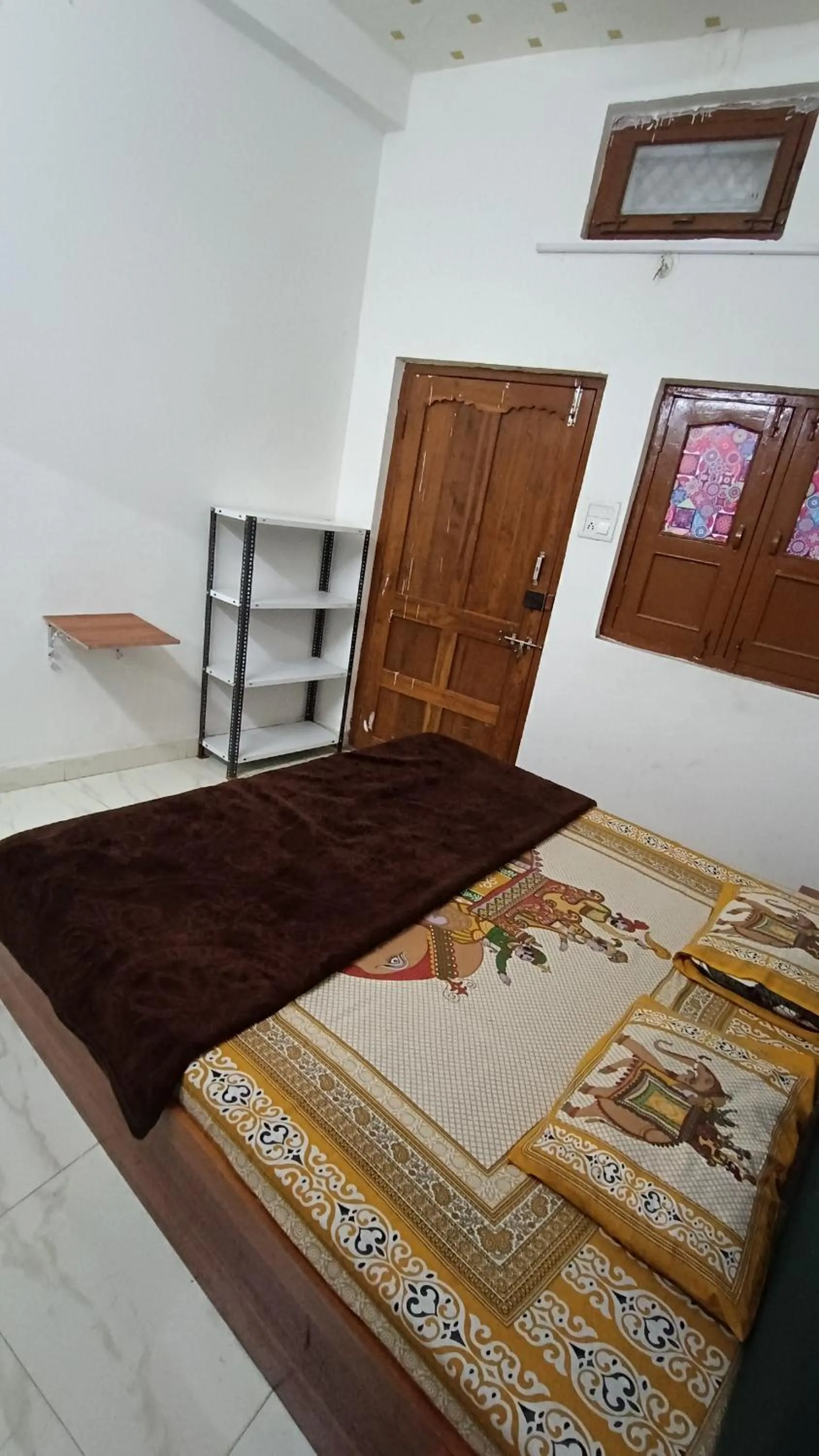 Bed in SHREE RAM KUTI