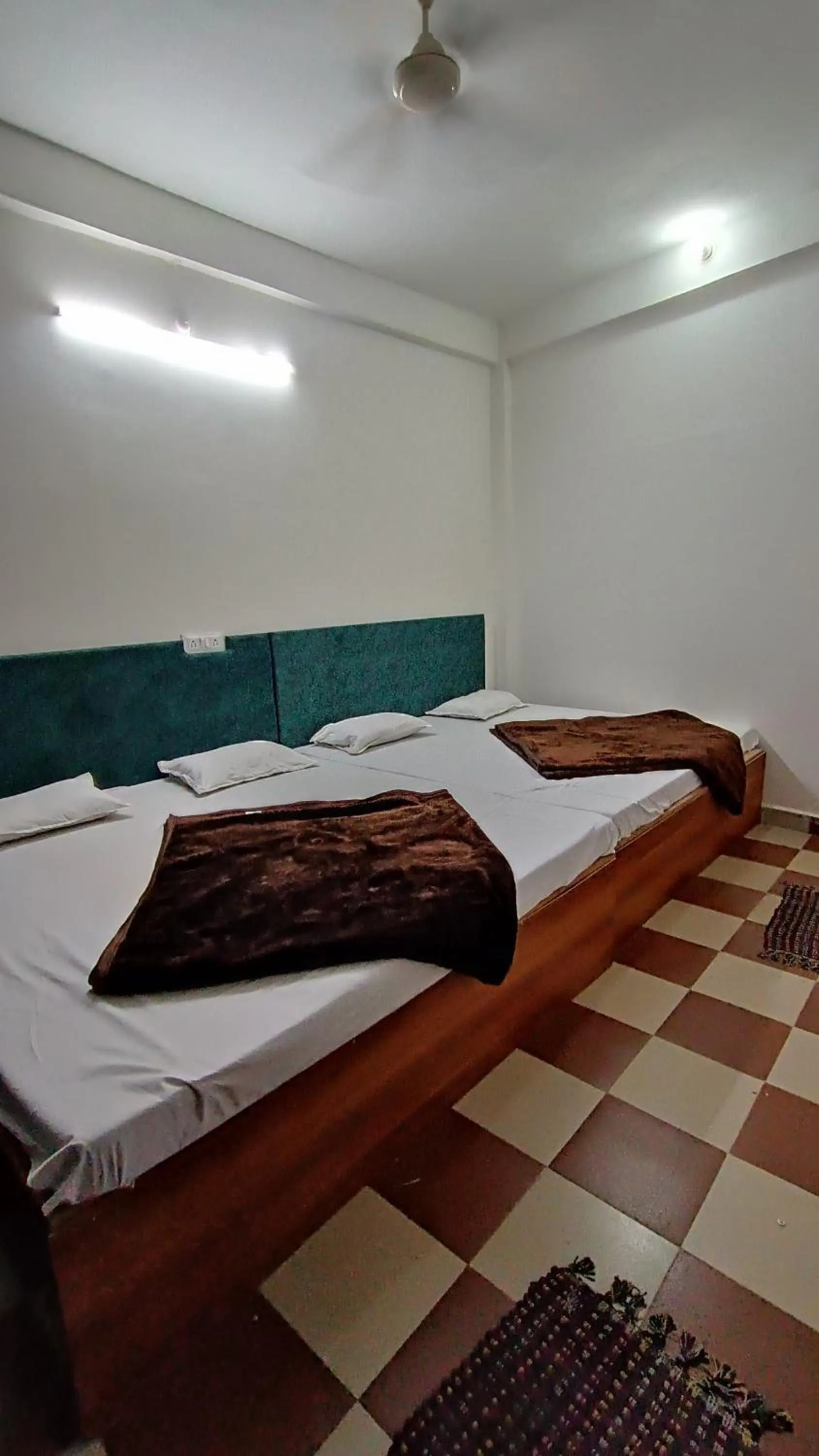 Bed in SHREE RAM KUTI