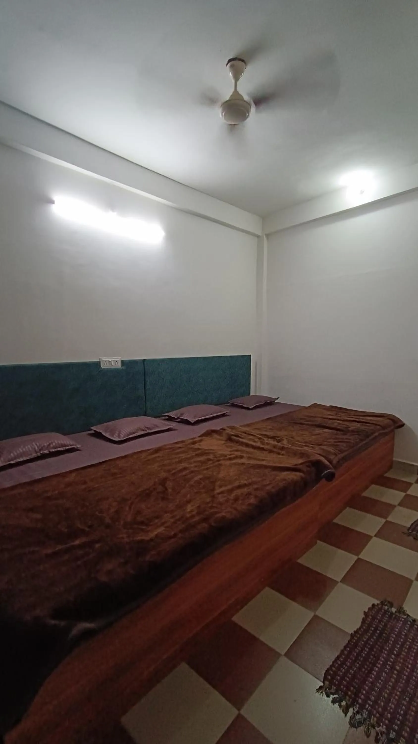 Bed in SHREE RAM KUTI