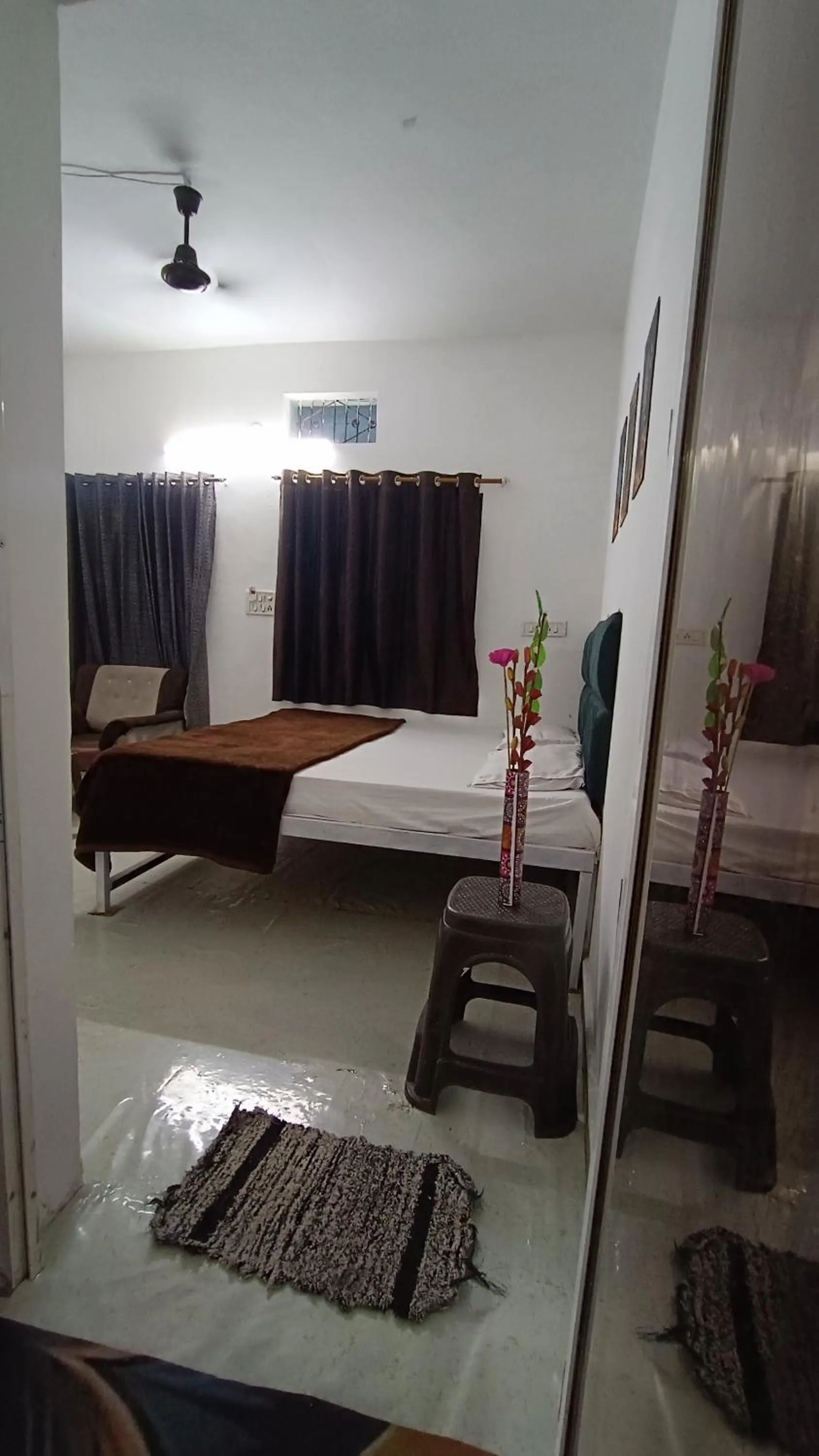 Bed in SHREE RAM KUTI