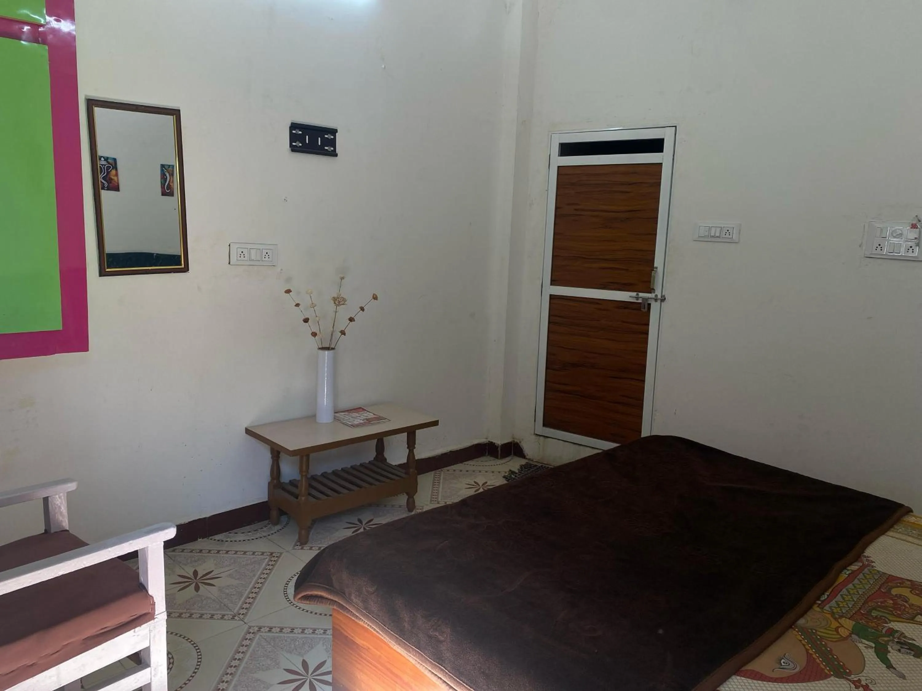 Bed in SHREE RAM KUTI