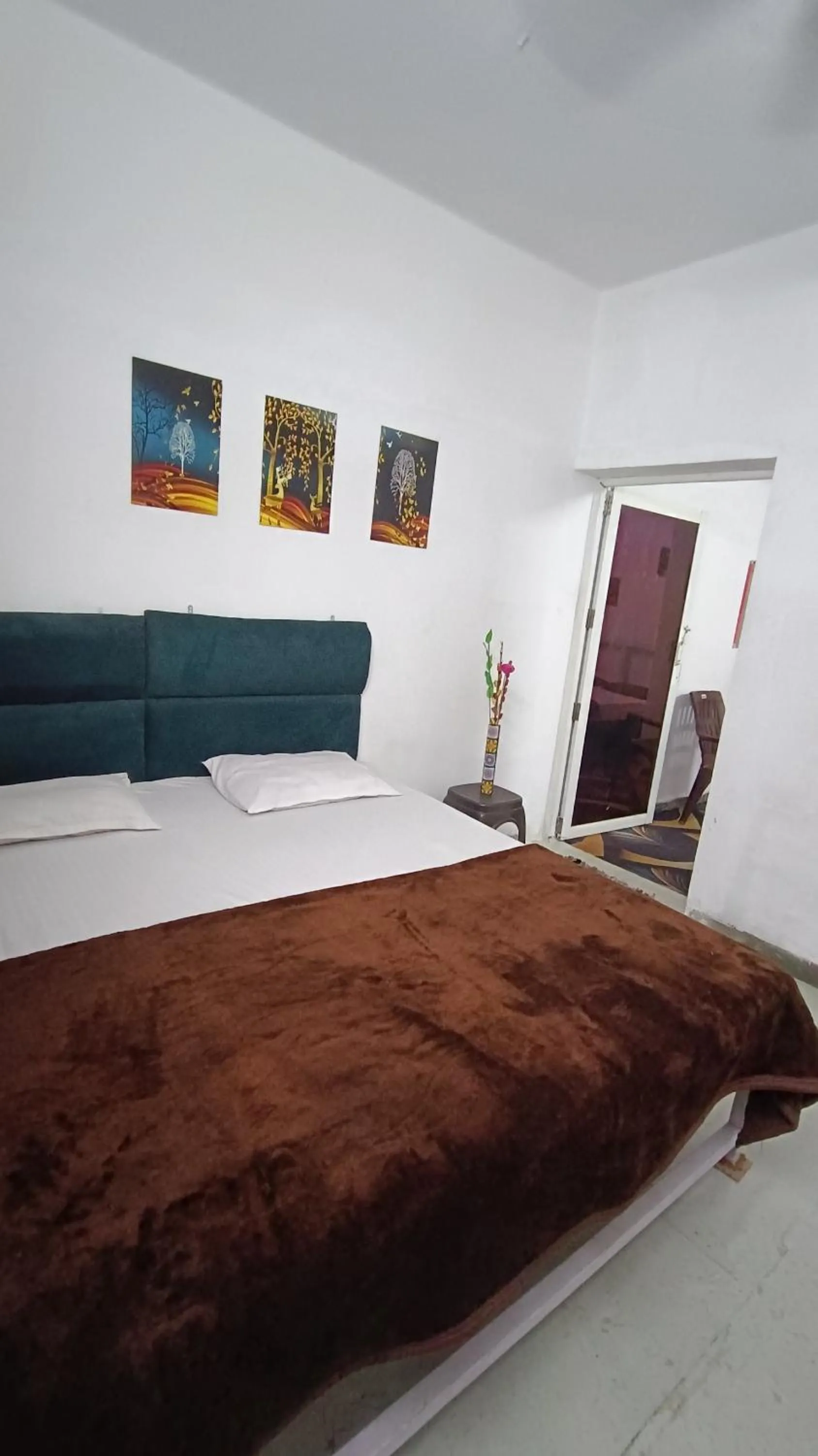 Bed in SHREE RAM KUTI