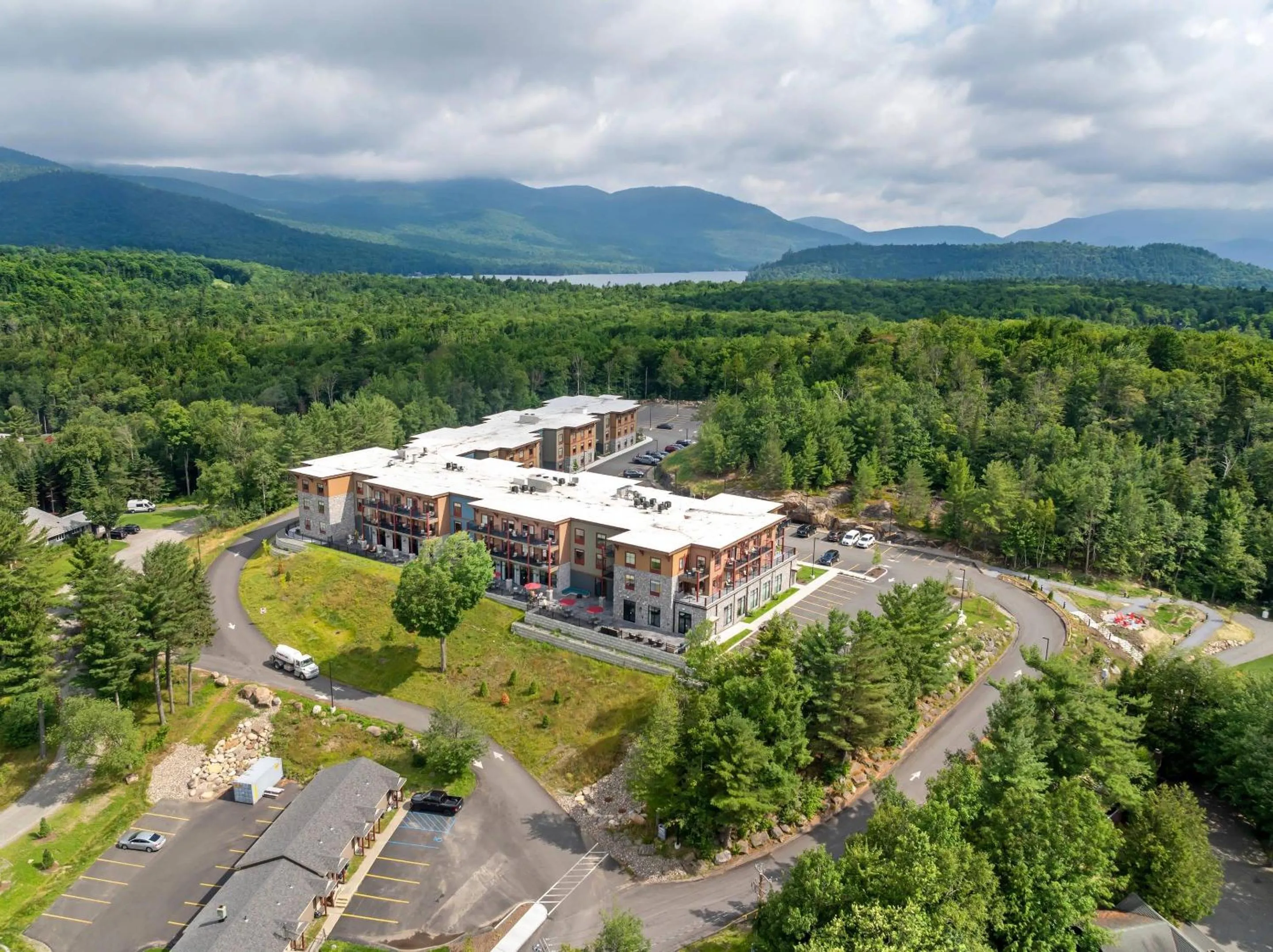 Property building in Cambria Hotel Lake Placid - Lakeside Resort
