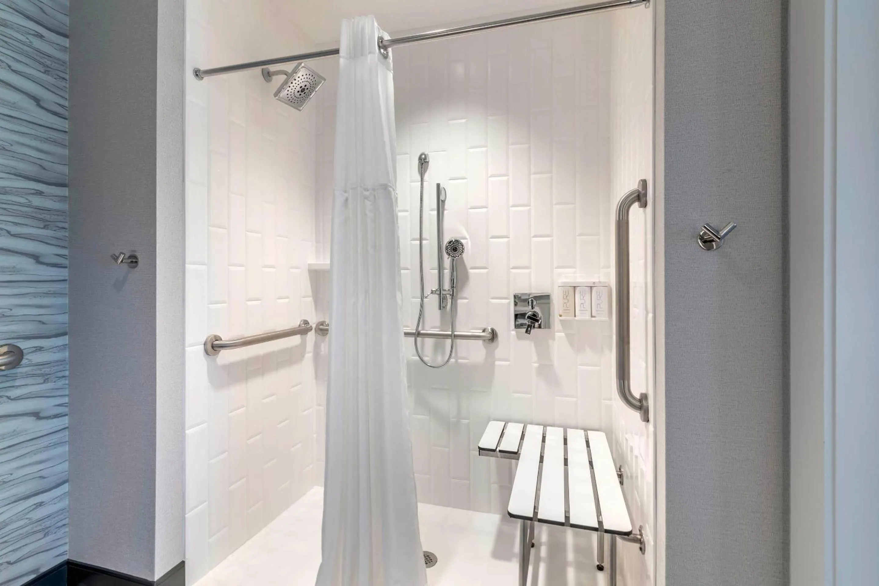 Bedroom in Cambria Hotel Lake Placid - Lakeside Resort