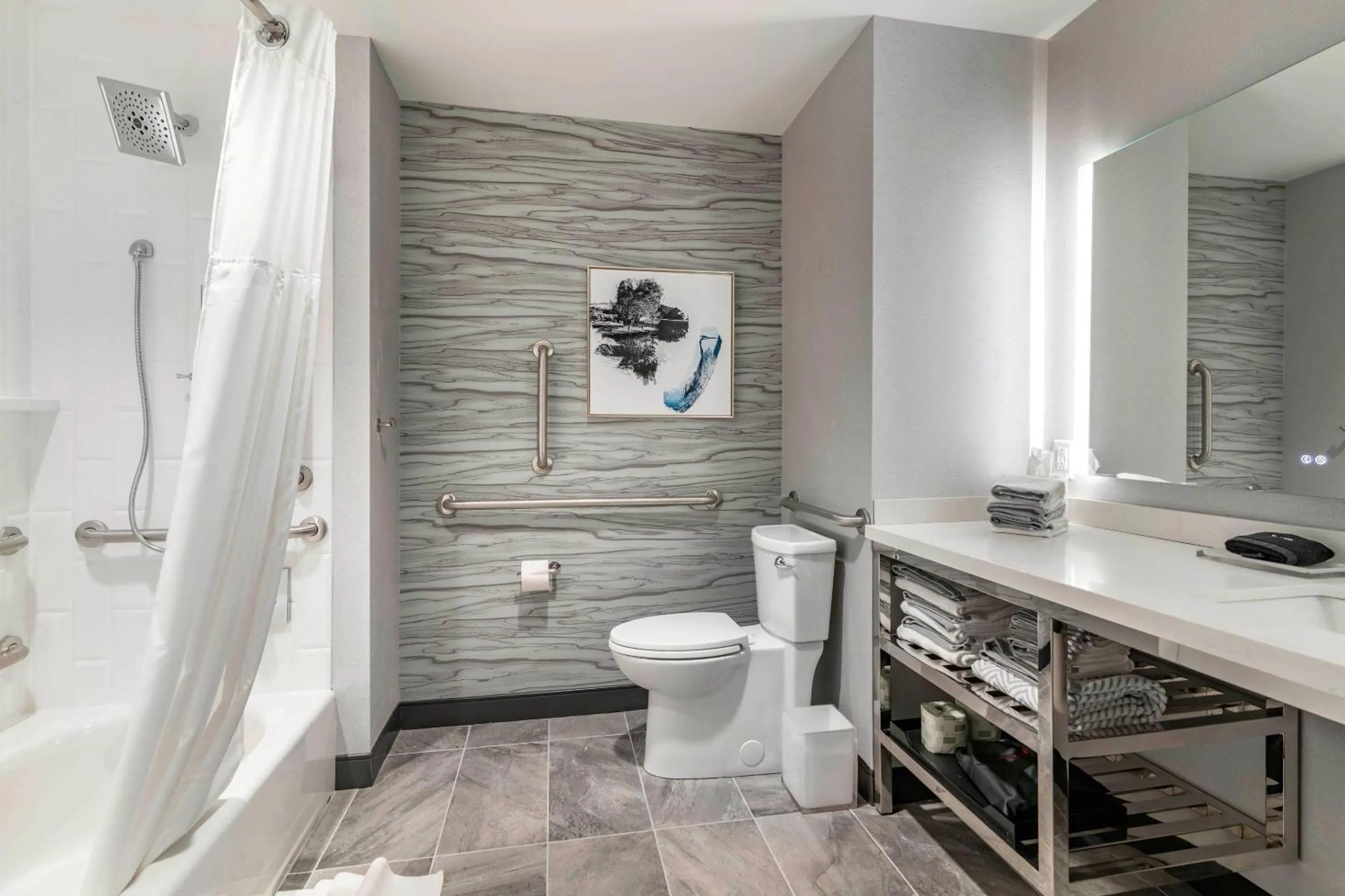 Bedroom in Cambria Hotel Lake Placid - Lakeside Resort