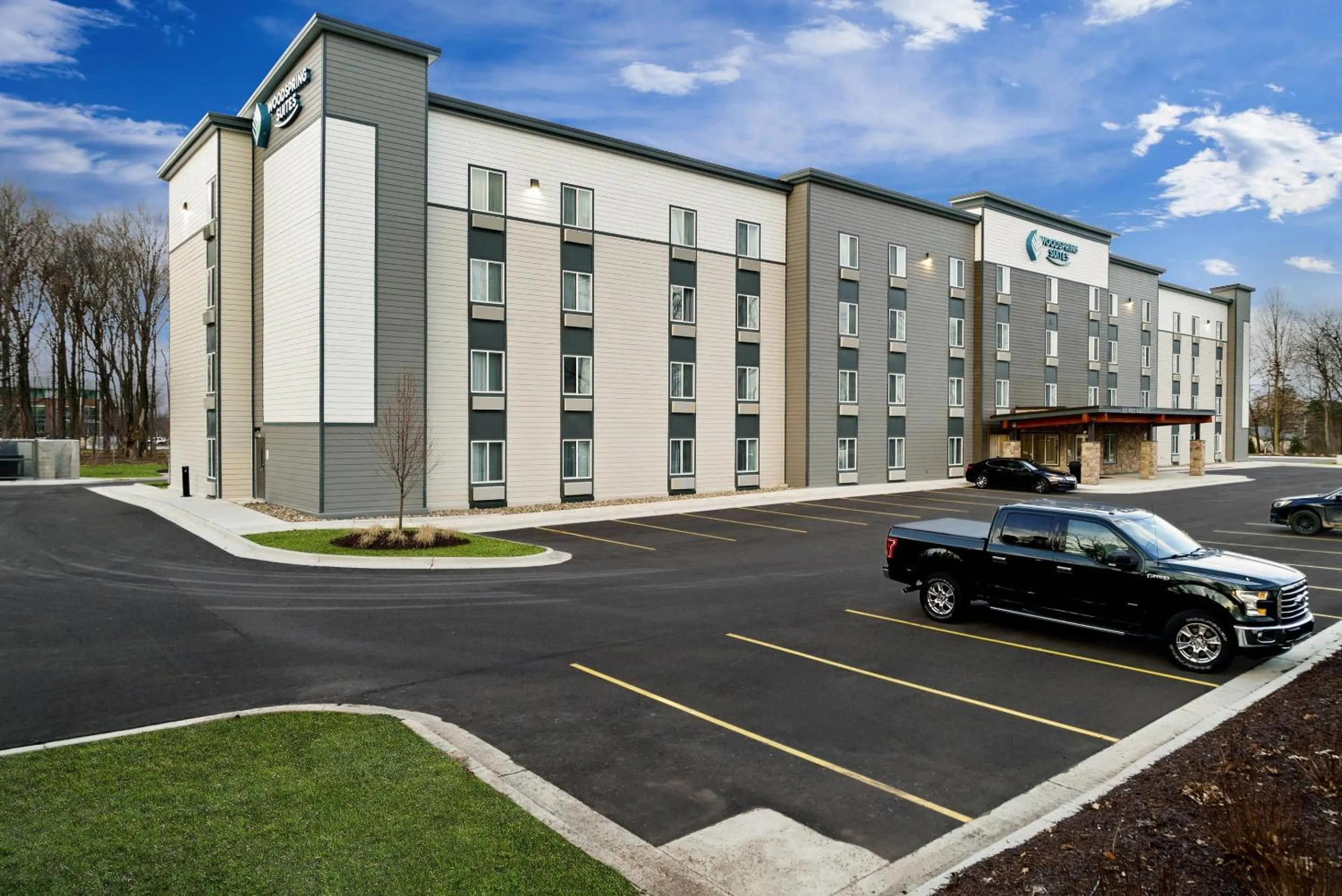 Property building in WoodSpring Suites East Lansing - University Area