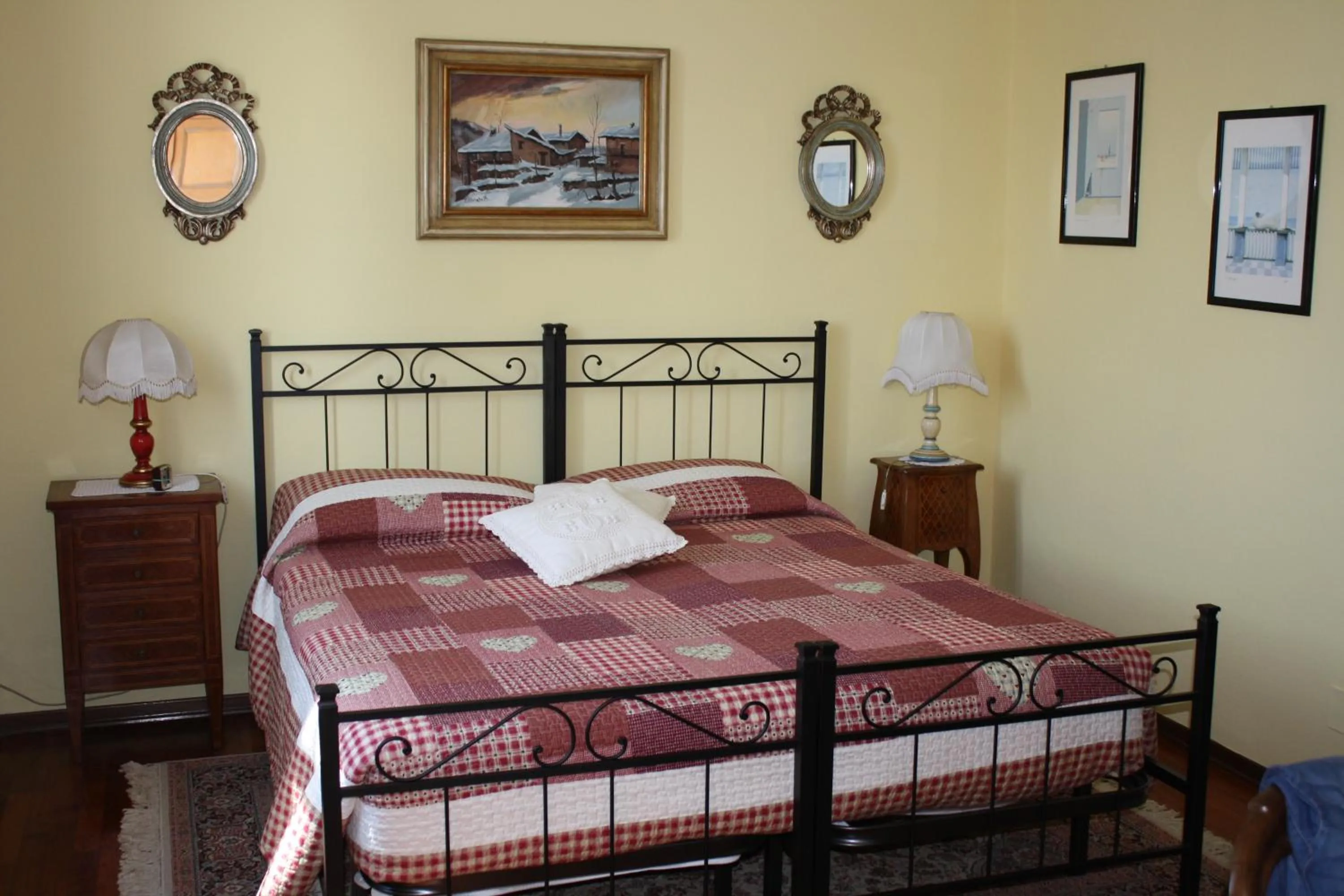 Bed in B&B Villa Cardellini