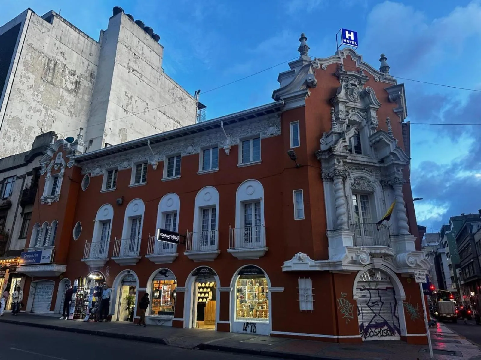 Property building in Hotel Artistico