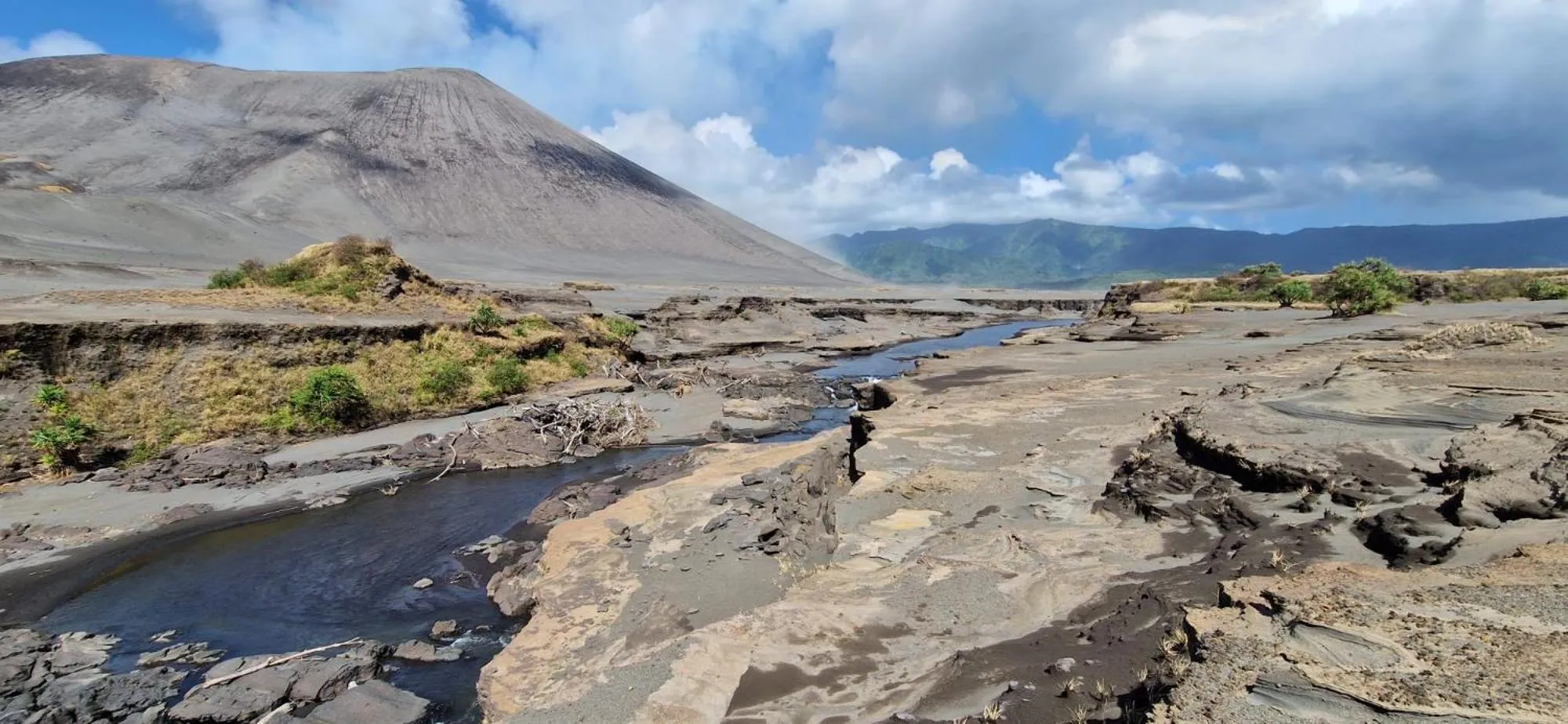 Tanna Lava View Bungalows