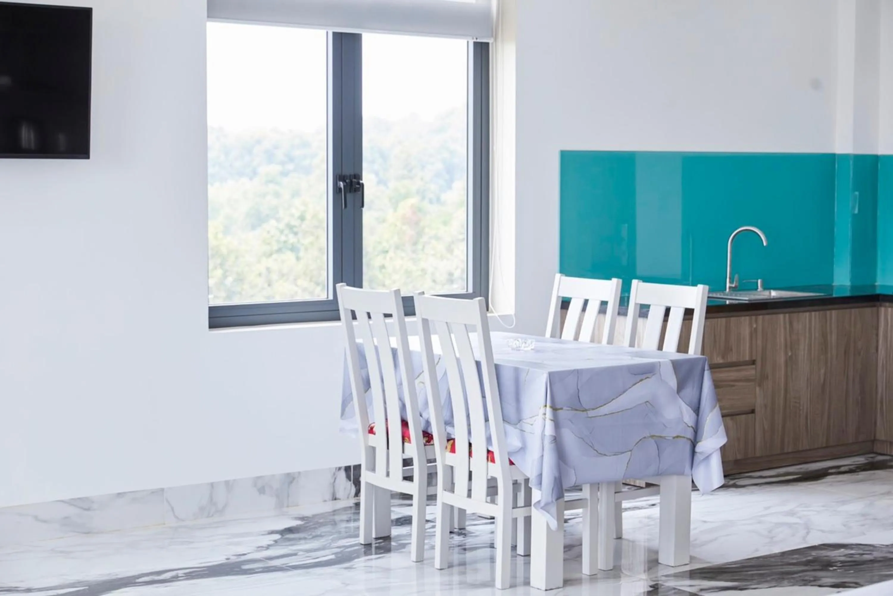 Kitchen or kitchenette in Khang Thịnh Hotel Long Thành