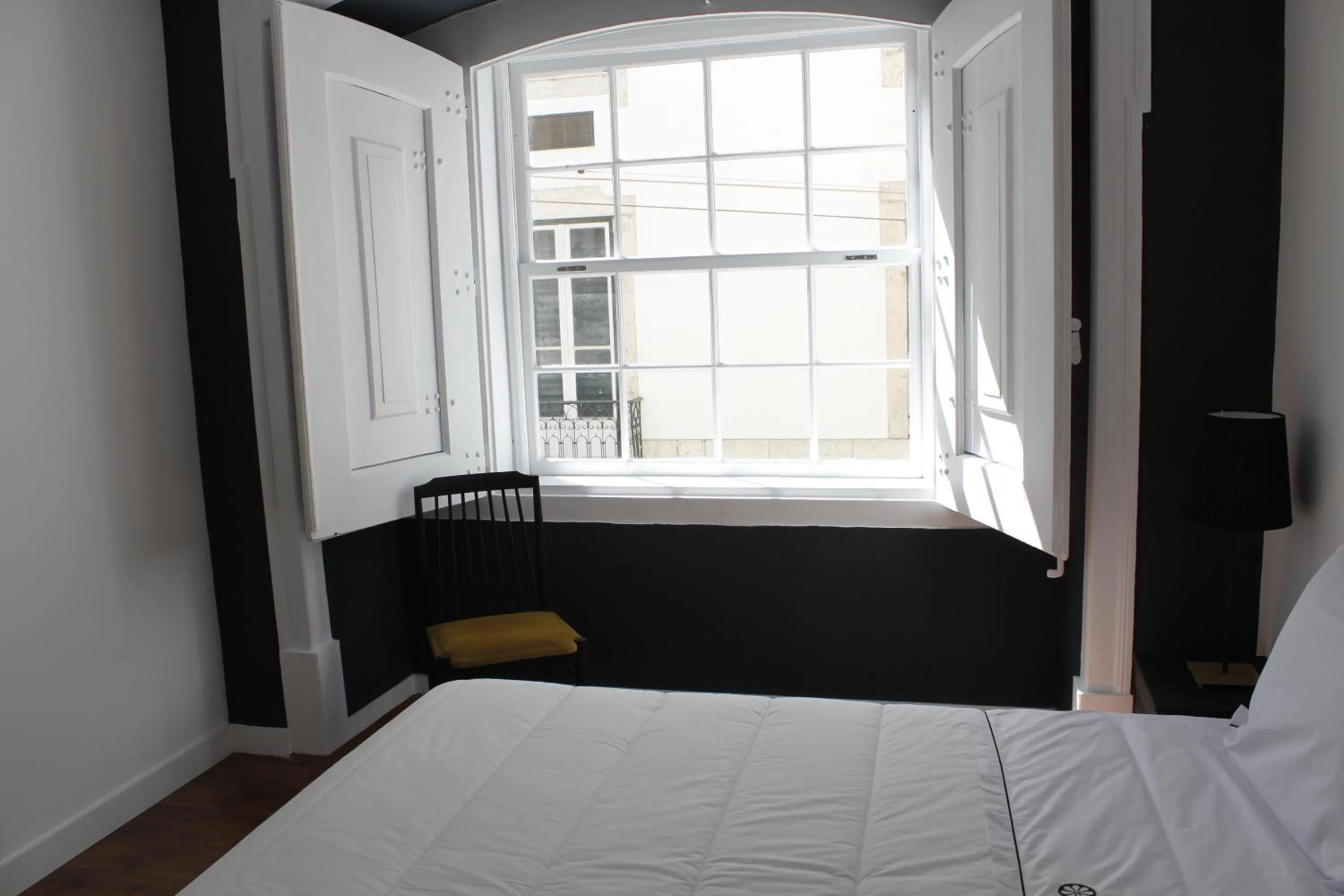 Bedroom, Bed in Largo da Sé Guest House - HOrigem