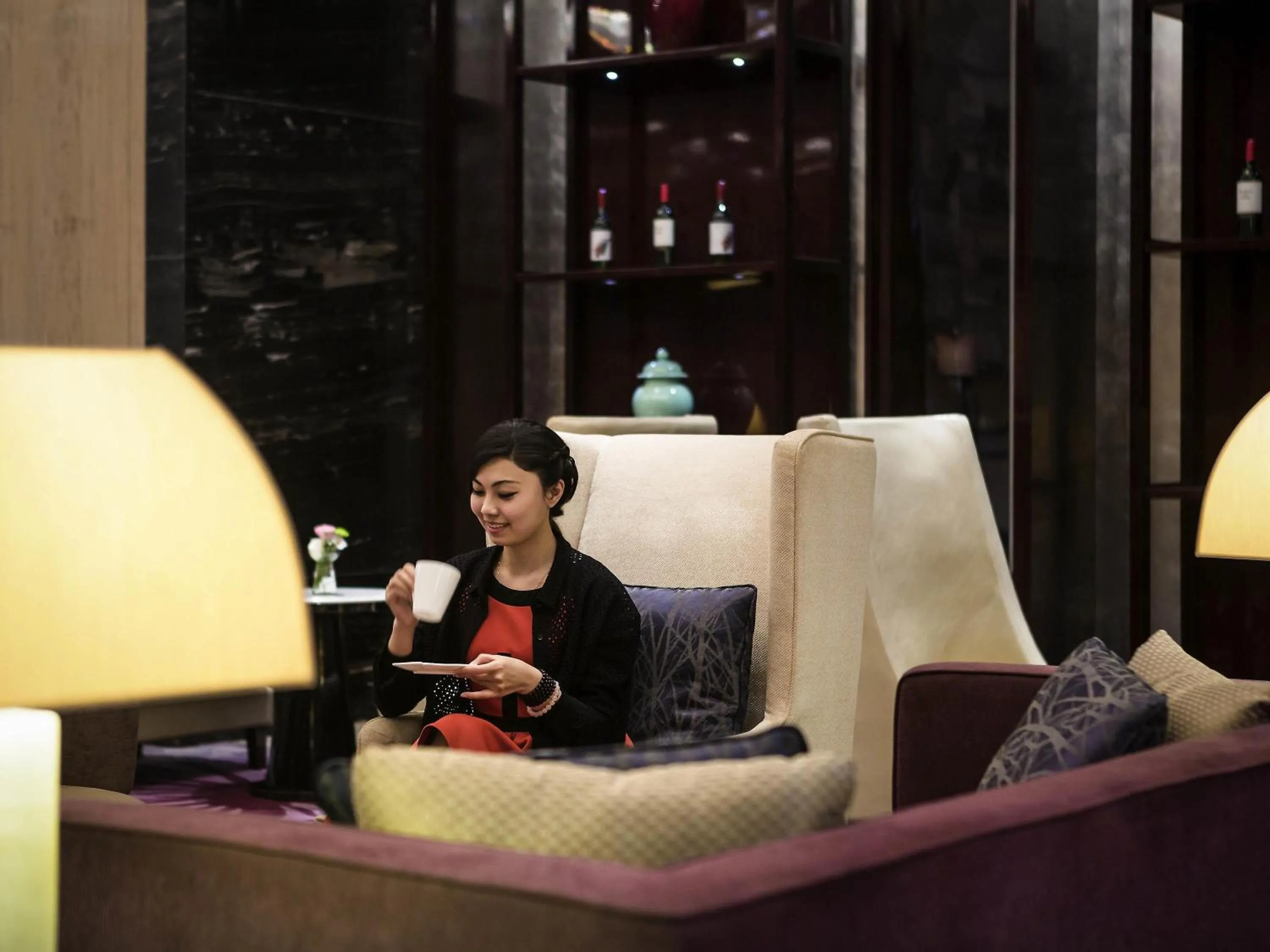 Lounge or bar in Pullman Weifang