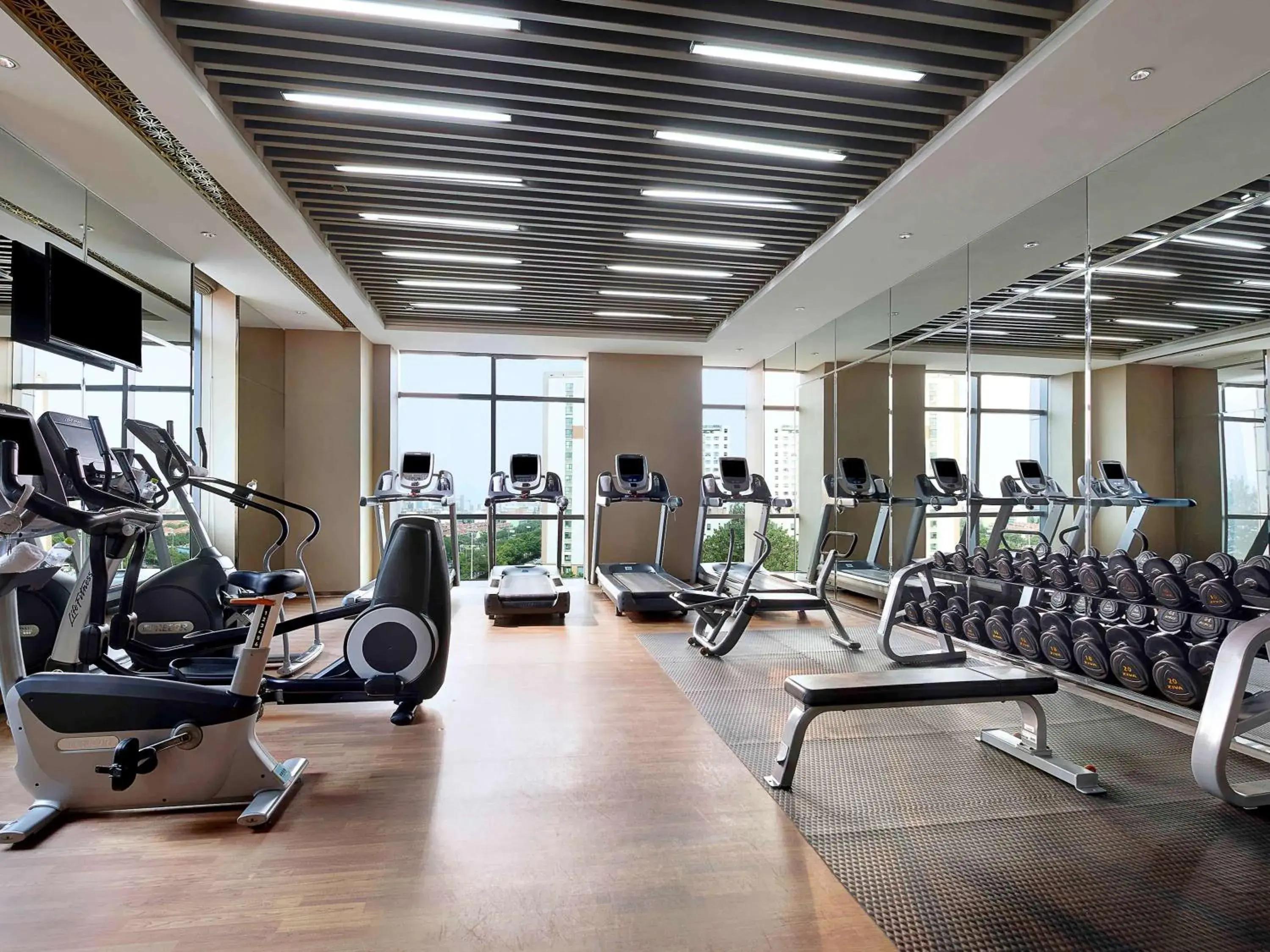 Fitness centre/facilities in Pullman Weifang Fitness centre/facilities in Pullman Weifang