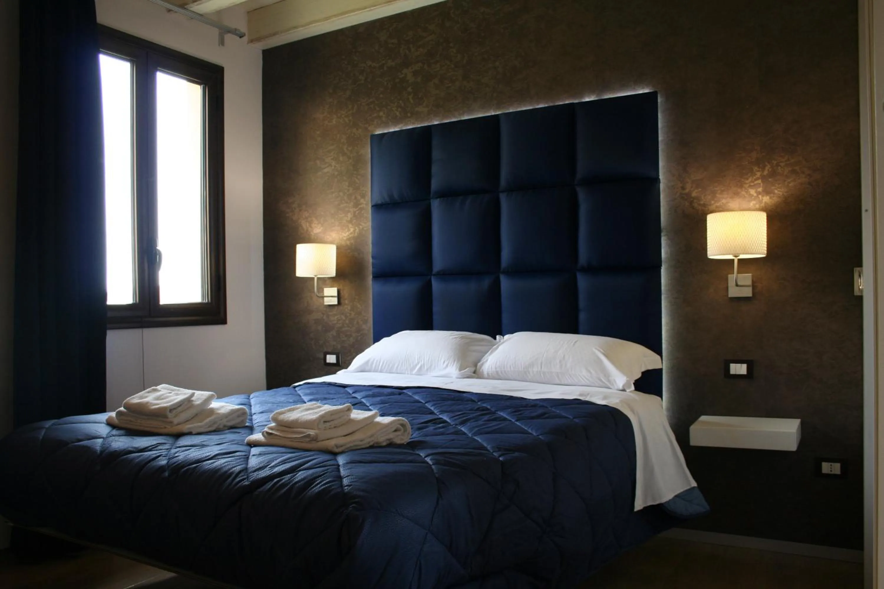 Photo of the whole room, Bed in Bamboo Luxury B&B