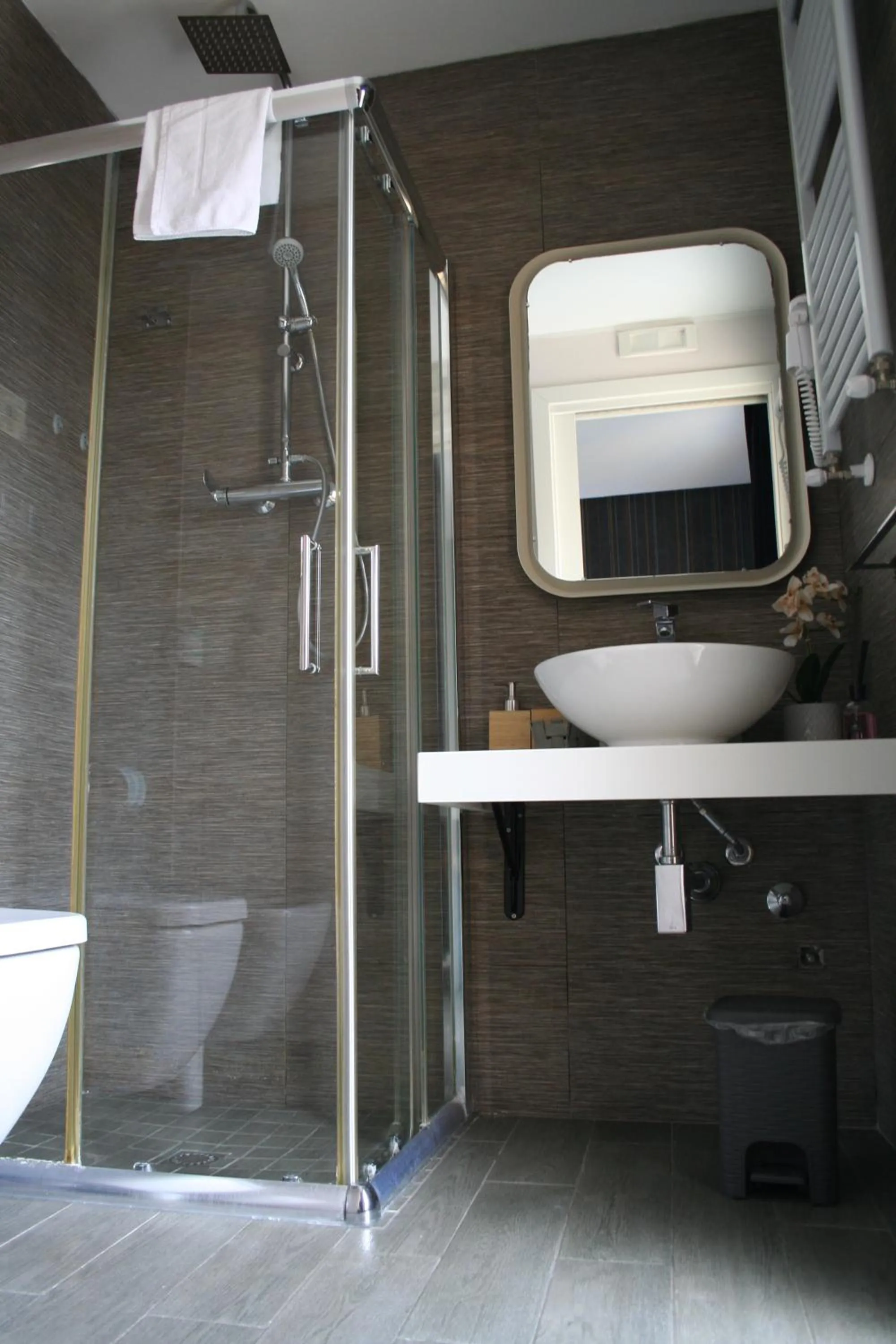 Shower in Bamboo Luxury B&B
