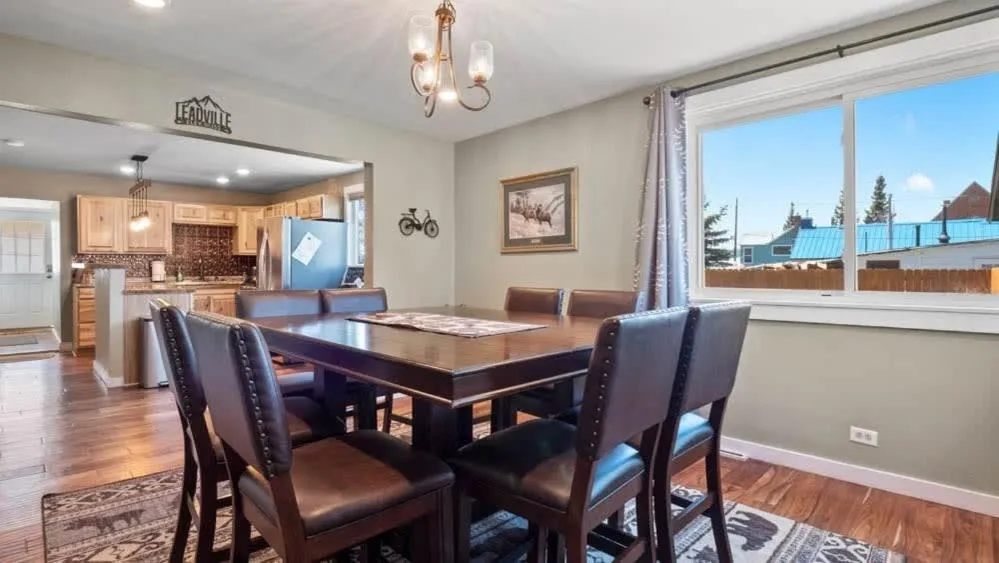 Kitchen or kitchenette in Mom's House - 1 block from downtown & Hot Tub