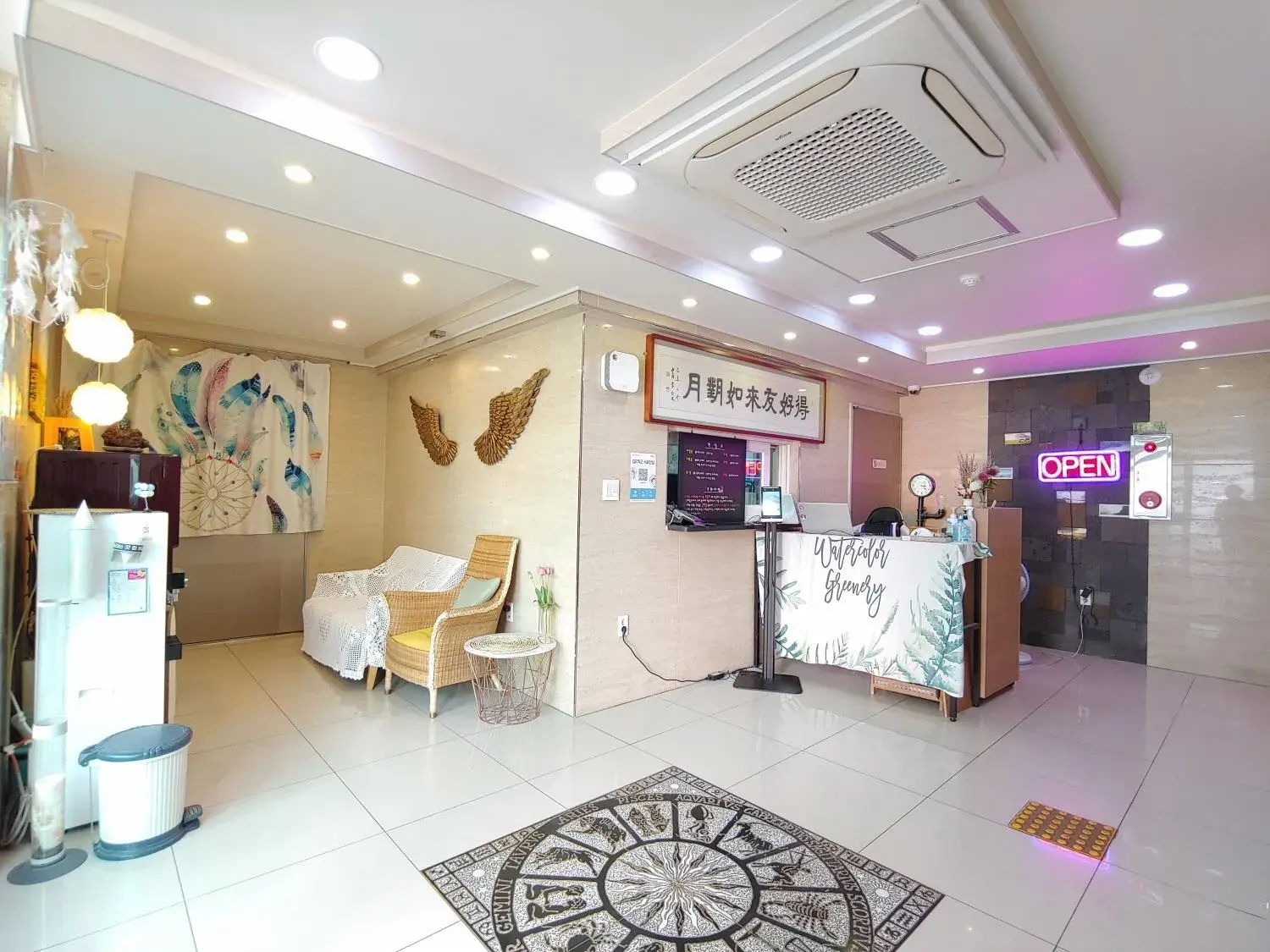 Jeju Lavender Hotel Jeju Lavender Hotel