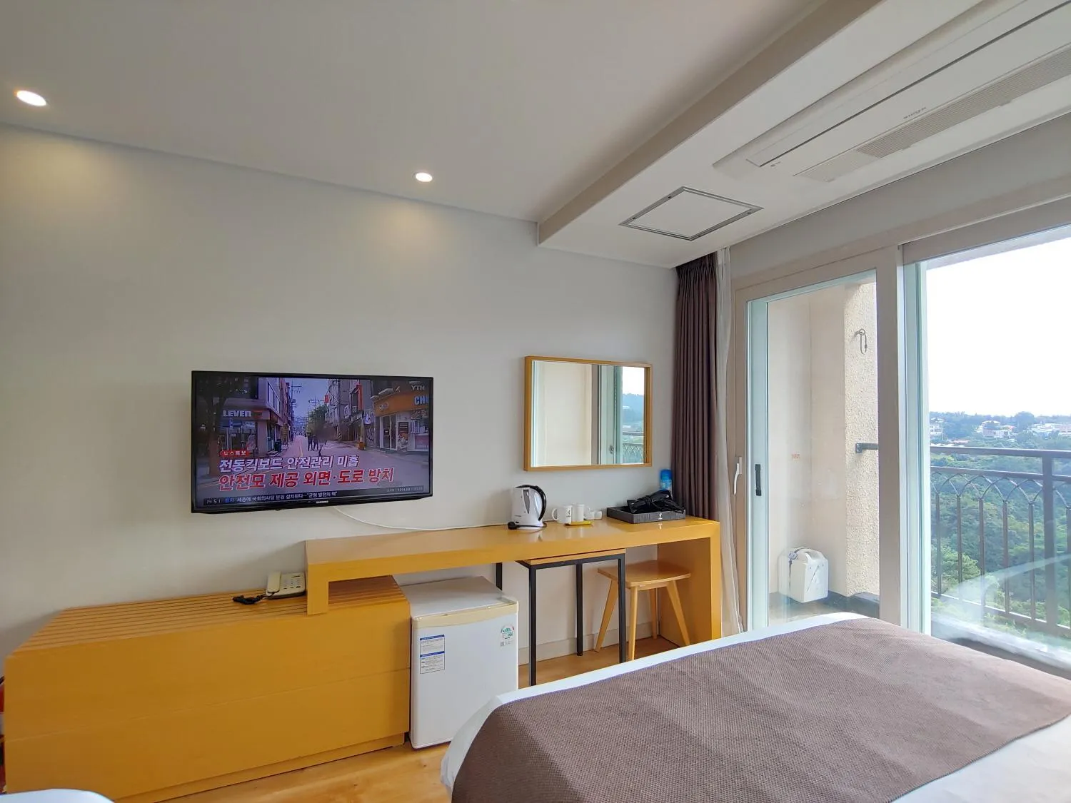 Bed in Jeju Lavender Hotel