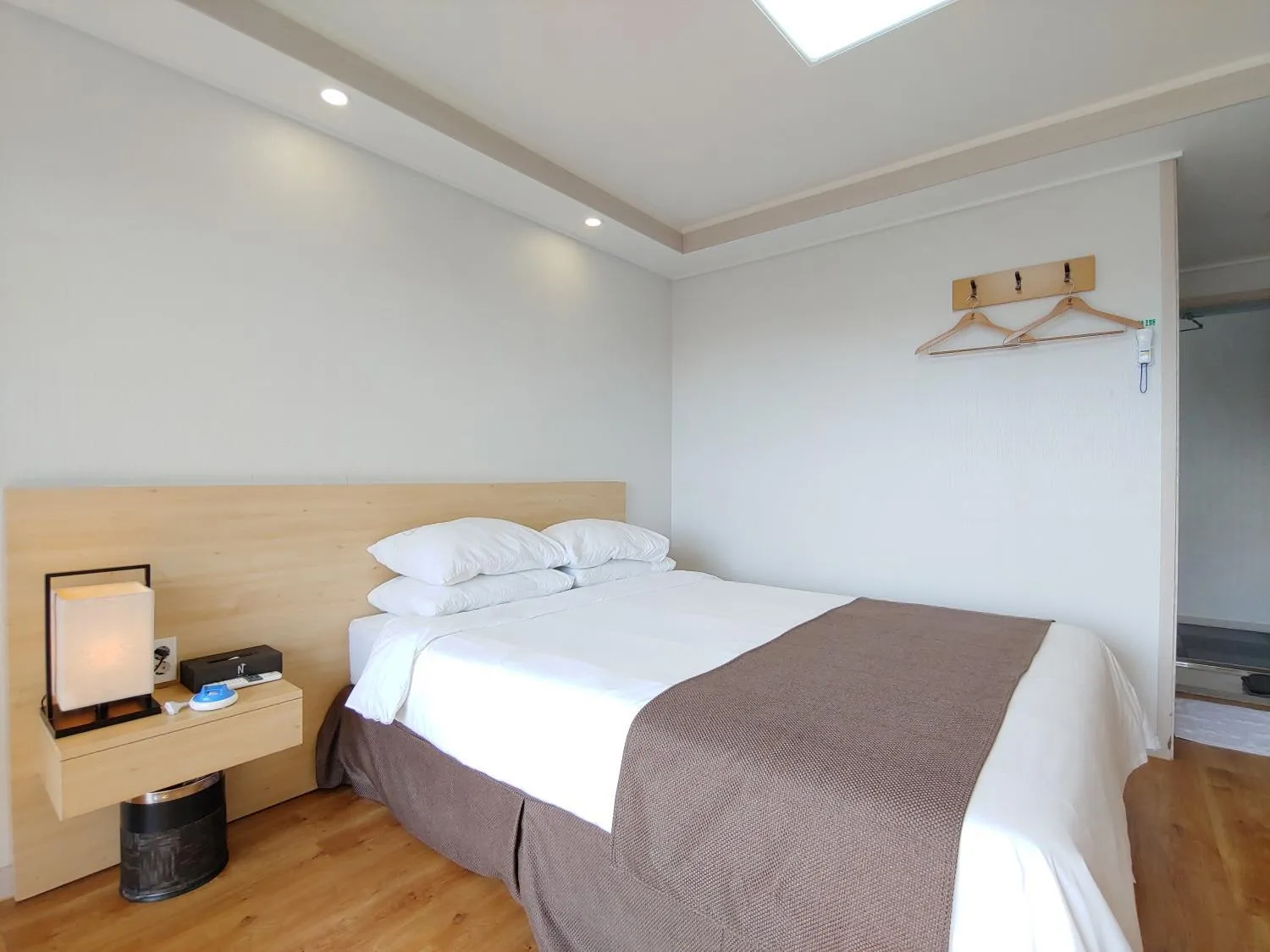 Bed in Jeju Lavender Hotel