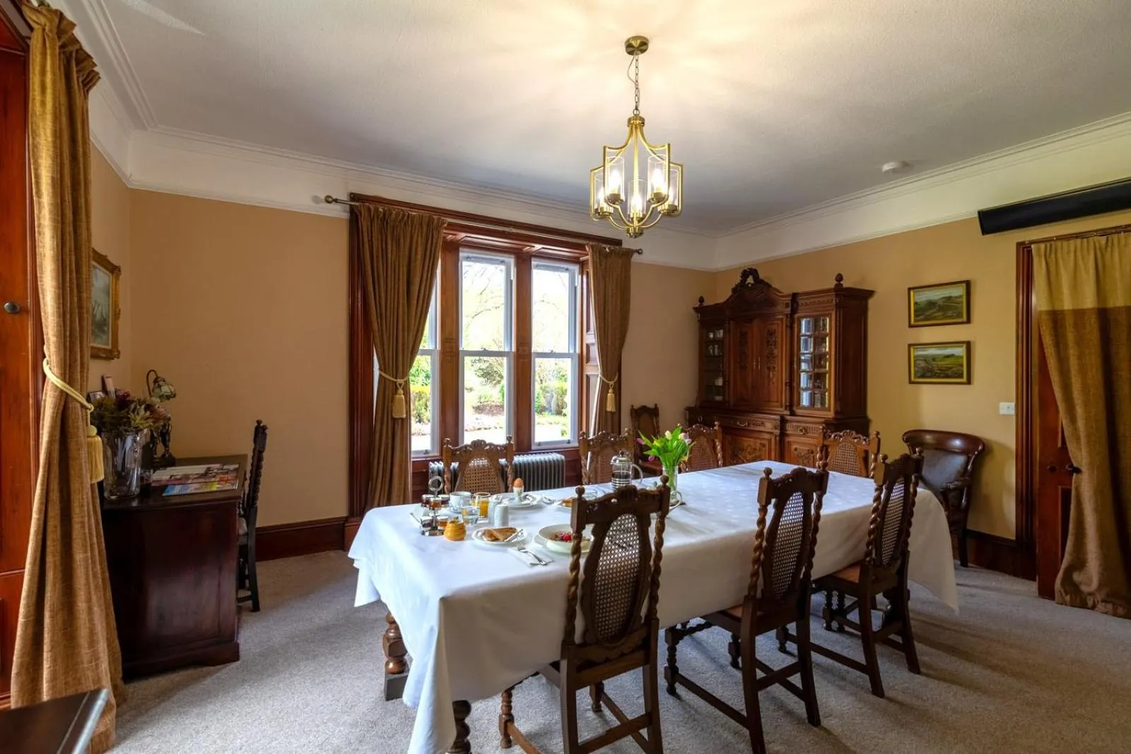 Breakfast in Colterscleuch House B&B