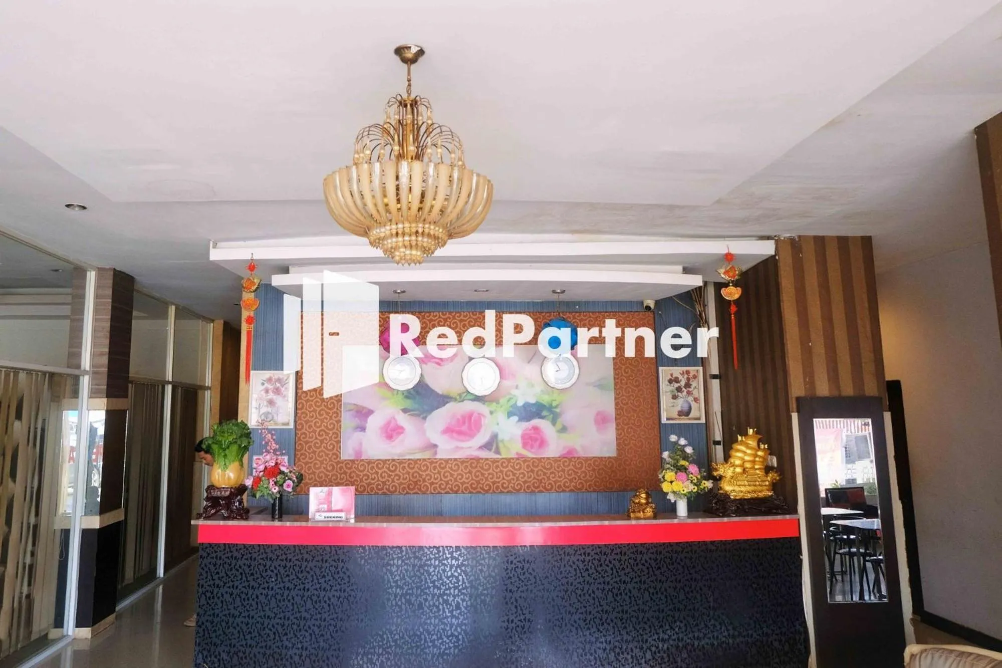 Lobby or reception in Hotel Permata Makassar Mitra RedDoorz