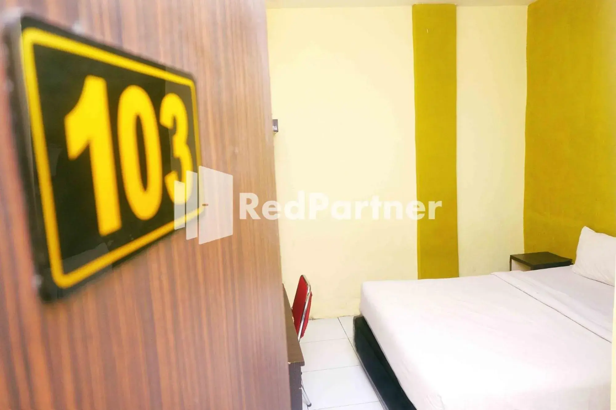 Hotel Permata Makassar Mitra RedDoorz Hotel Permata Makassar Mitra RedDoorz
