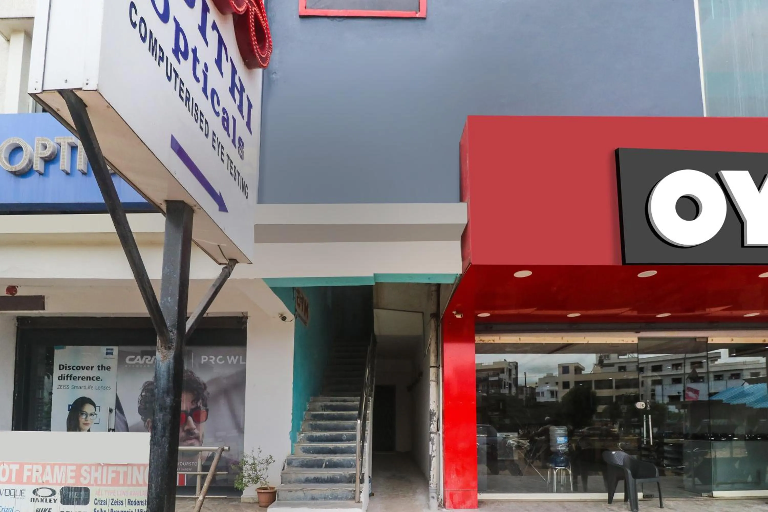 Facade/entrance in Hotel O R Square Grand